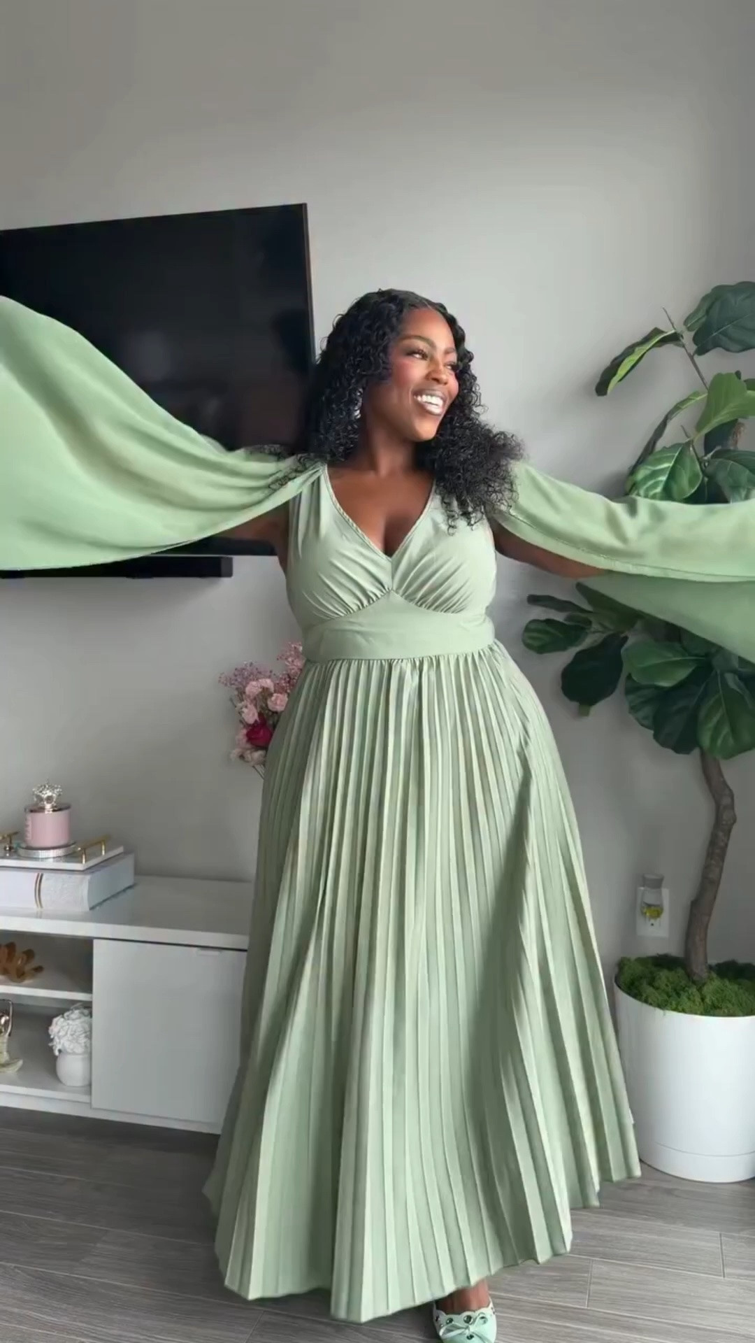 Spring 🌸 sundresses with sophisticated curves & soft glamour.

Flowy hems, soft pleats, feminine shapes, & colors made to stand out… Giving elevated style💁🏾‍♀️, patio cocktails 🍸 , & classy curve appeal all season long.

🆔 91629667 Elenzga V-Neck Chiffon, A-Line Hem, Pleated Dress

🆔 91311762 Elenzga Vacation  Pink

🆔 64736475 Elenzga Ambient Purple Spaghetti Strap Dress

Use Code “4USCURVEnessathediva879” for $$ off @shein_us

Comment SHOP for 🔗s duhhhhh

🔍 Search 7XG6X to catch all the vibrant spring curvy trends @shein_us
@sheinofficial

#sheintrends #sheincurve #ad #curvytrends #atlantainfluencer

atlanta creator, plus size creator, curvy fashion, plus fashion, ootd, trendy baddie

#LTKdayinmylife #LTKBeauty #LTKPlusSize