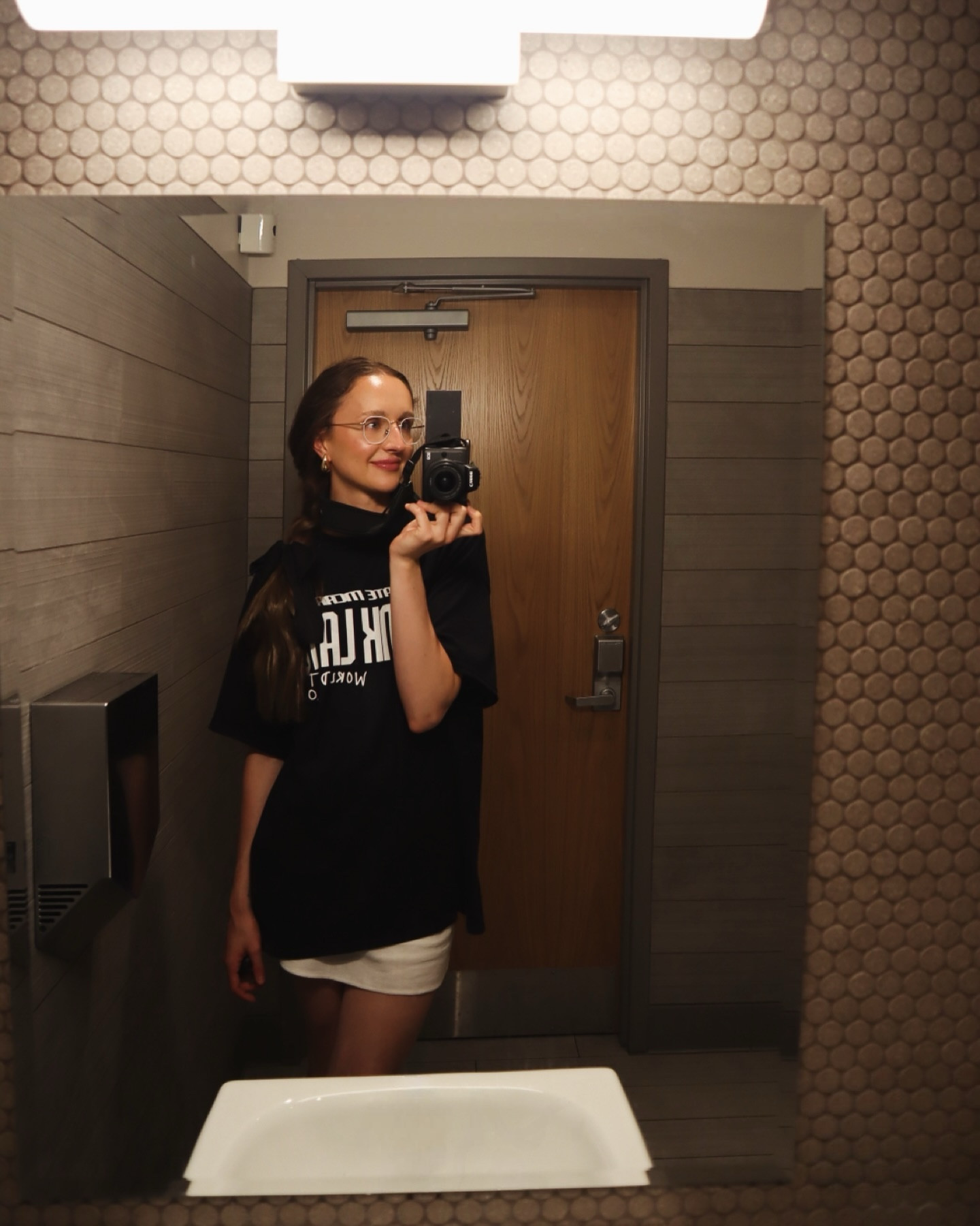 You guys besides the infamous Canon G7x Mark iii camera - this one is amazing… trust! It’s the Canon EOS M50 Mark ii

I bought it from a photographer on Facebook marketplace… look there first - the linked camera is a different but similar one. I’ll link mine when I can!

#LTKCyberWeek 

#LTKGiftGuide #LTKU