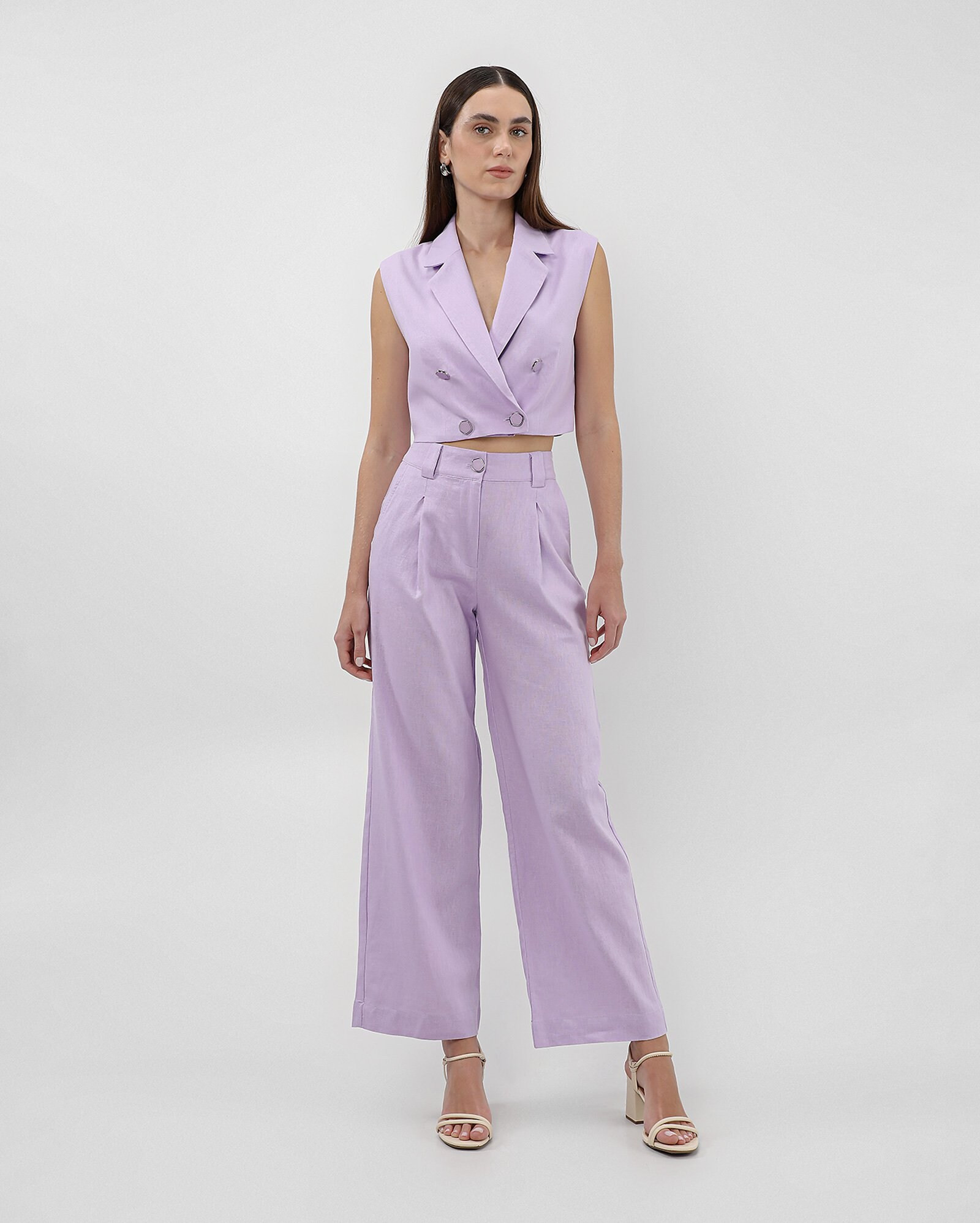 Calça feminina reta alfaiataria com pregas lilás | AK by Riachuelo | Riachuelo (BR)