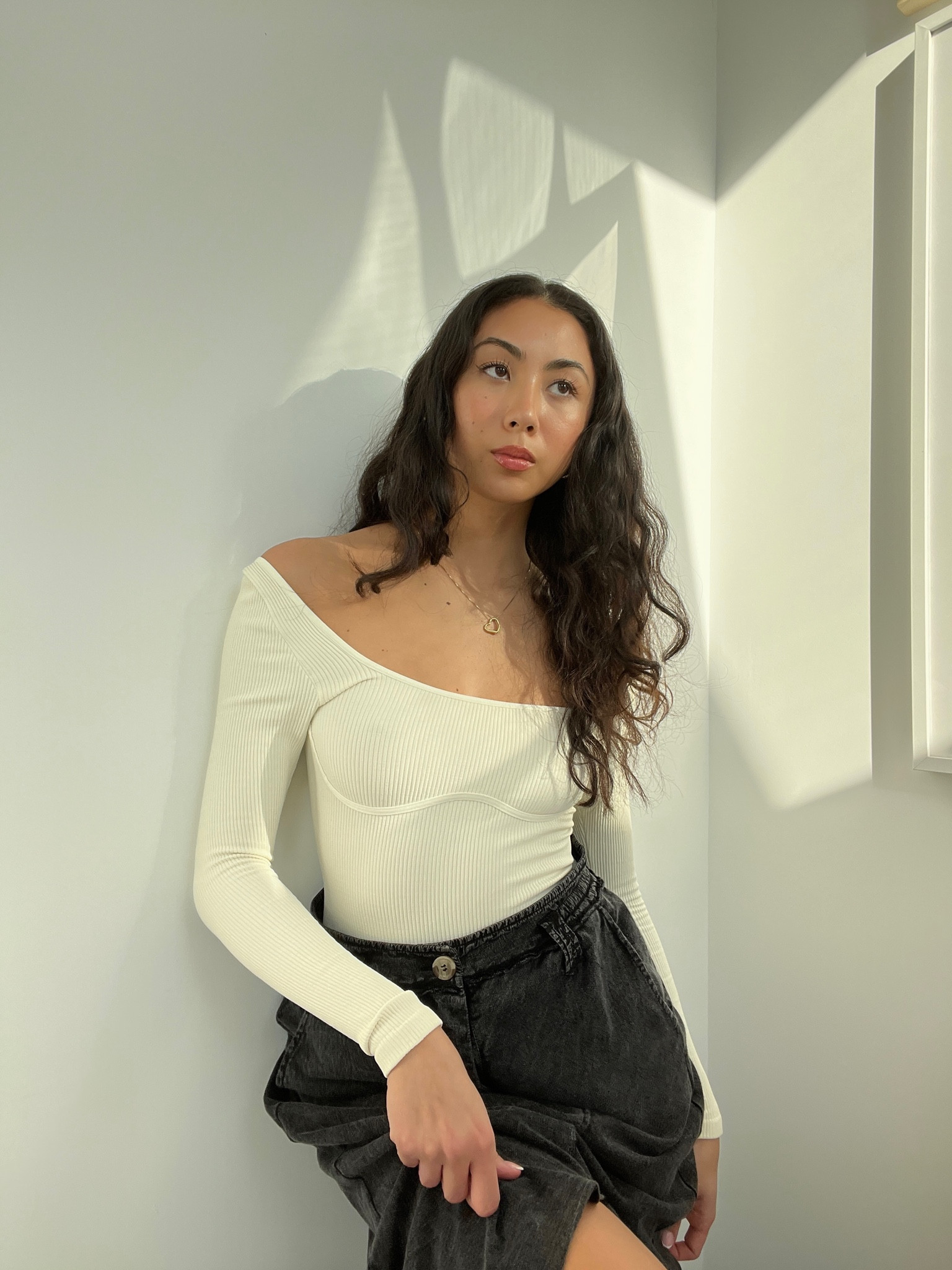 My favourite off the shoulder bodysuit, so flattering and form hugging 💕 paired with a gorgeous everyday maxi skirt with a slit 

#LTKstyletip #LTKfit #LTKunder100