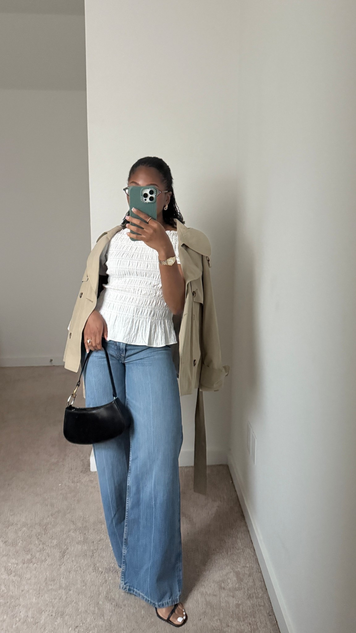 cute top and jeans = fail safe combo! 

wide leg jeans // shirred top // staud bag 

#LTKSeasonal #LTKItBag #LTKPetite