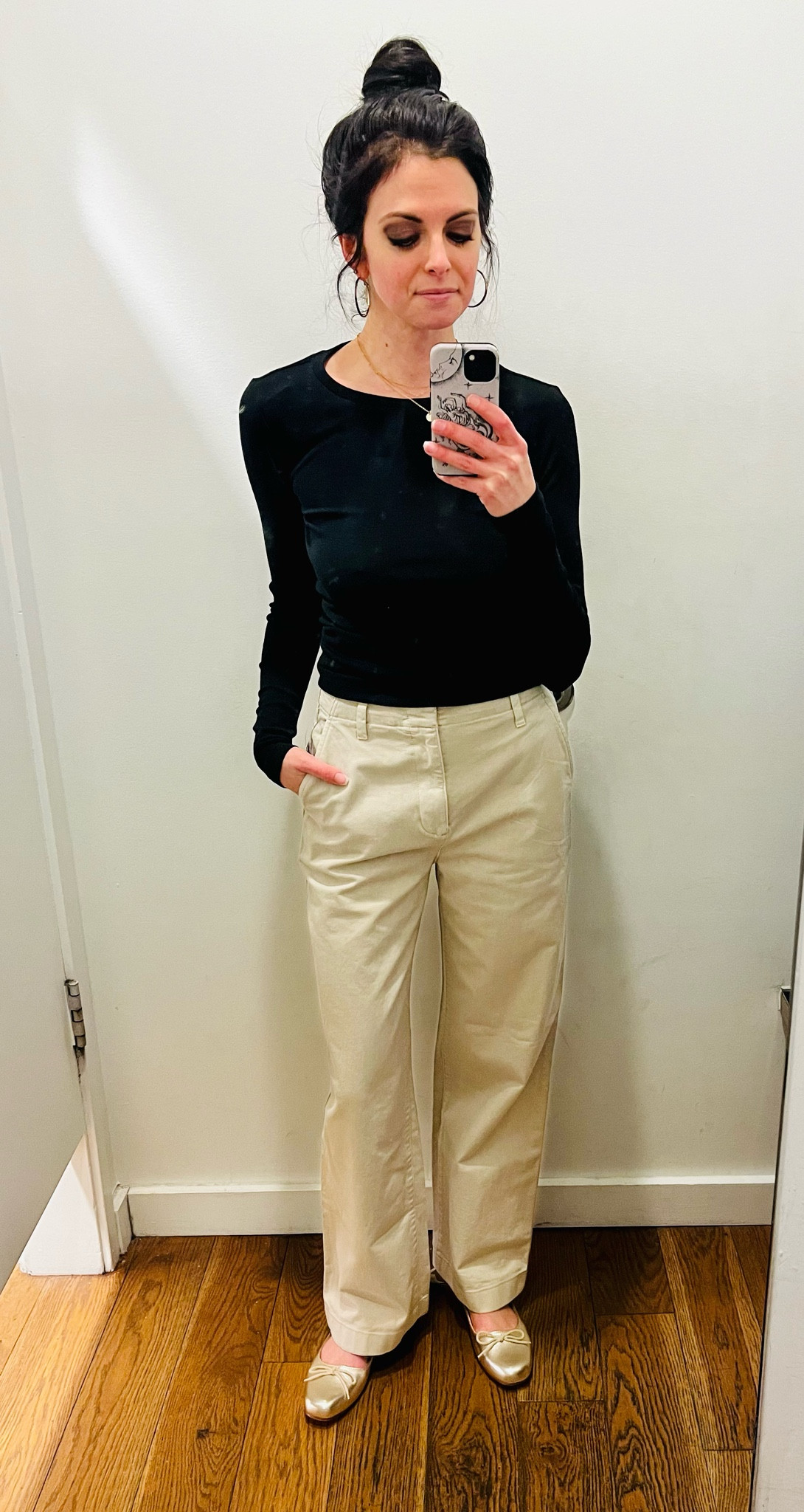 Gap wardrobe basics 👖

#gap #wardrobebasics #capaulewardrobe #womensfashion 

#LTKfindsunder100 #LTKstyletip