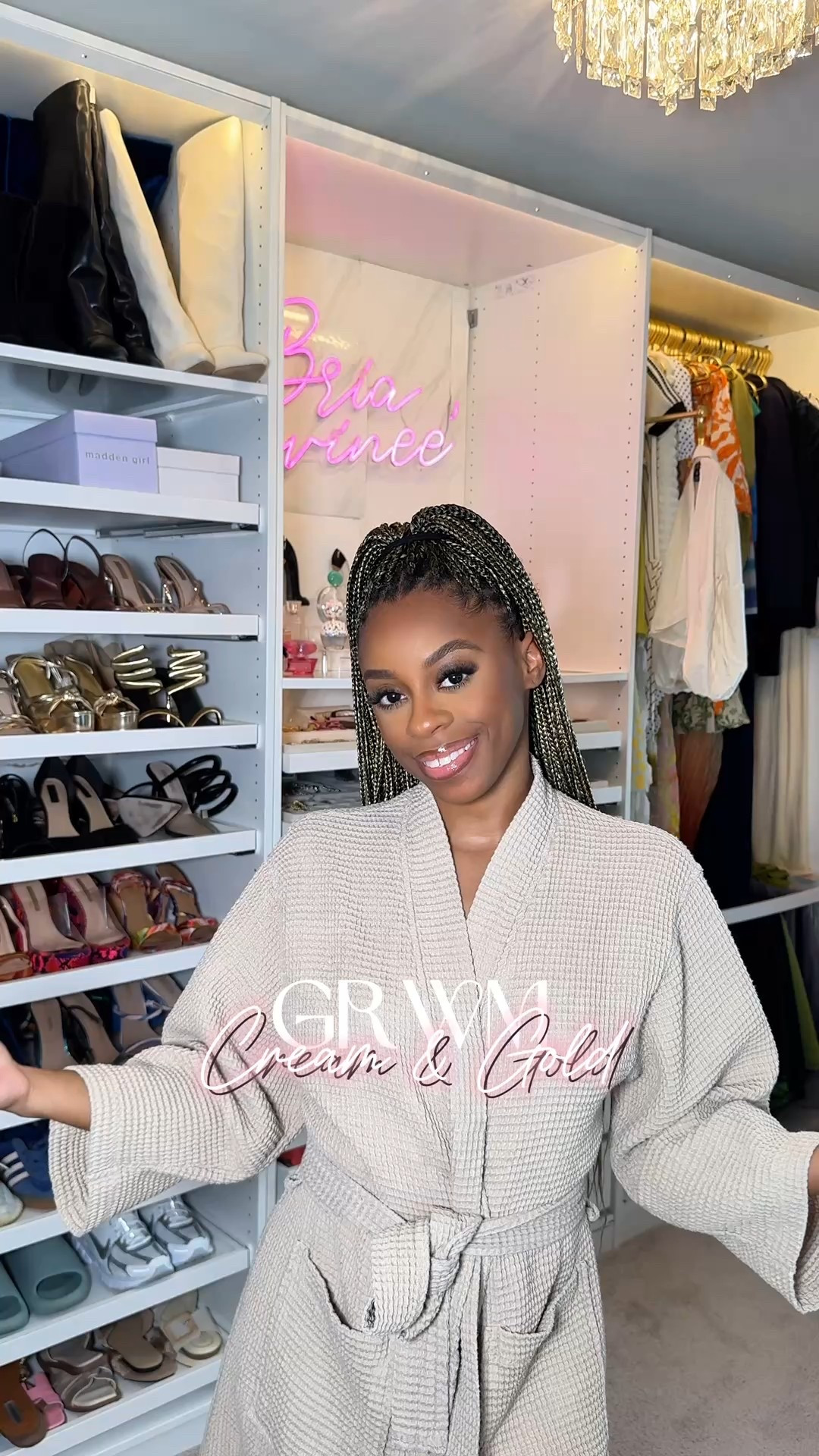 Cream & Gold ✨

Jeans: Zara
Heels:  https://www.fashionnova.com/products/sweetest-thing-wrap-up-heels-gold?nosto=pdp-rec-1