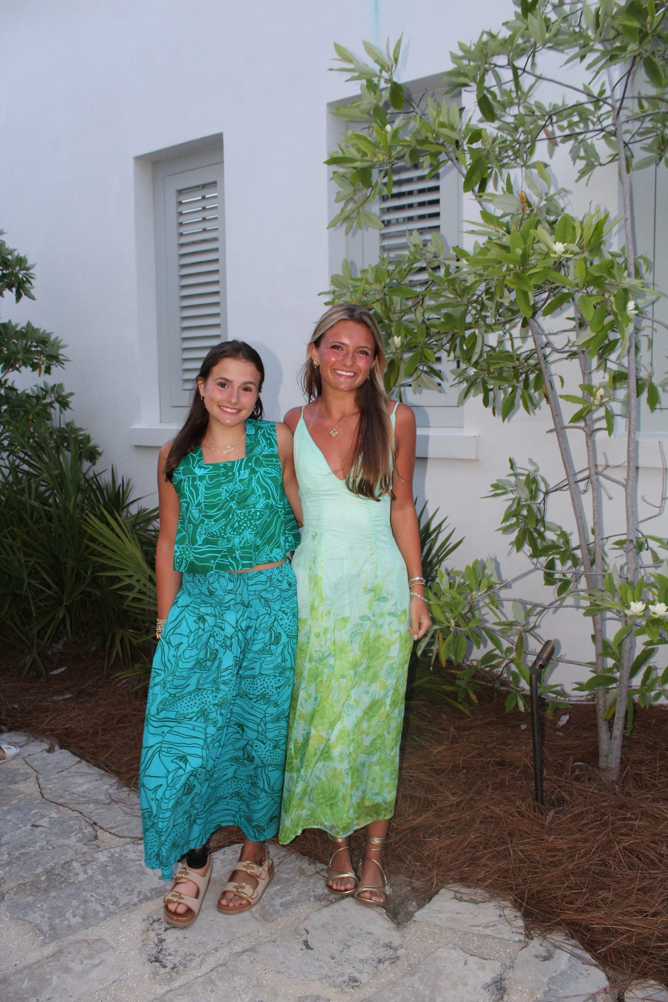 seaside trip!! 🦋🪼🐬💙🐟🌊🧿🐳🌀





blue & green skirt set, set, 
travel outfit, beach vacation, summer outfit, florida, resort wear, vacation outfits, matching set

#LTKTravel #LTKStyleTip #LTKSeasonal