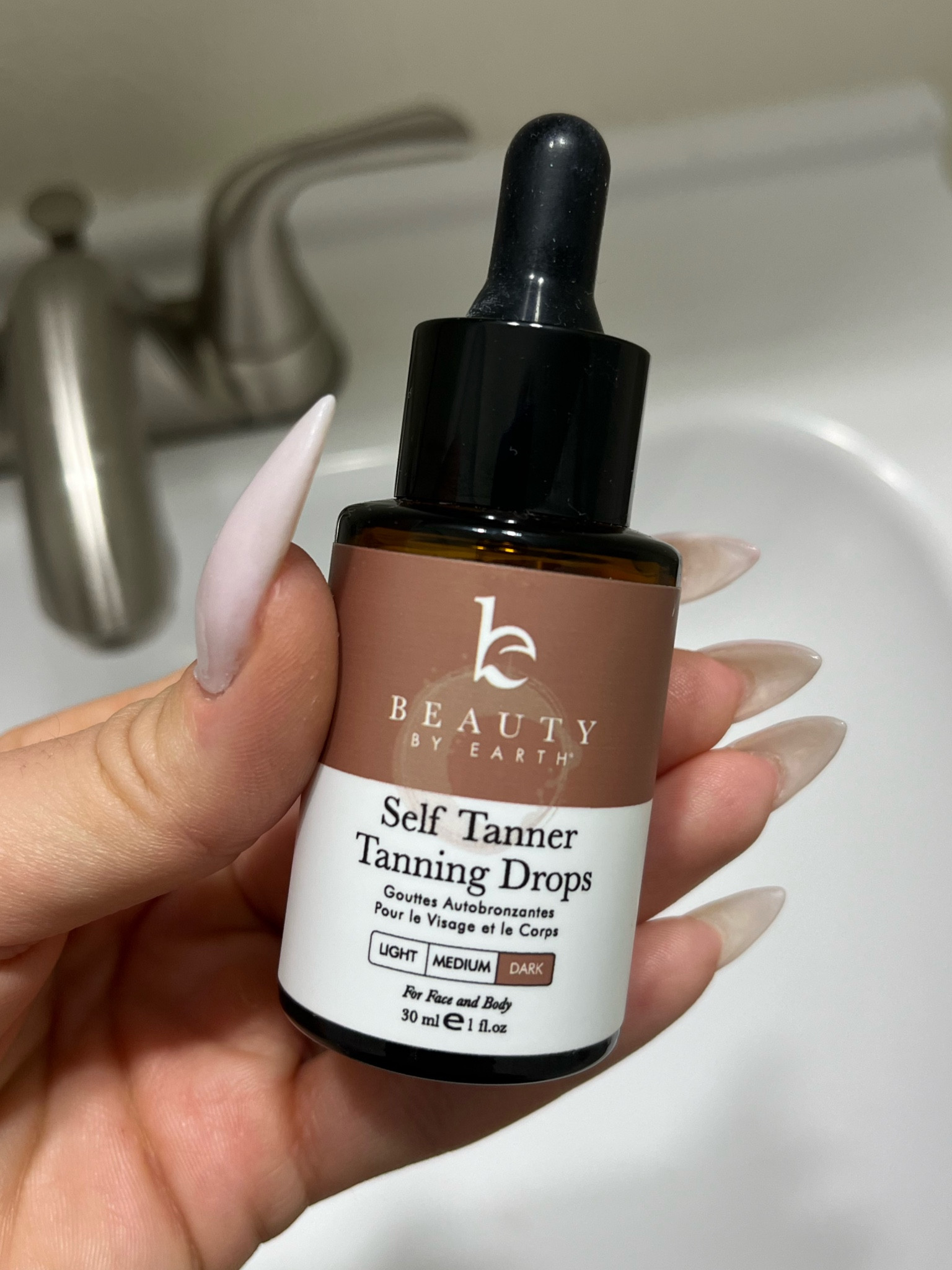 These self tanning drops are my new favorite. They have an excellent rating on EWG and the healthier pick amongst its competition. AMAZING buildable tan. Smell great and does not stain sheets or clothes!

#LTKGiftGuide #LTKSeasonal #LTKbeauty