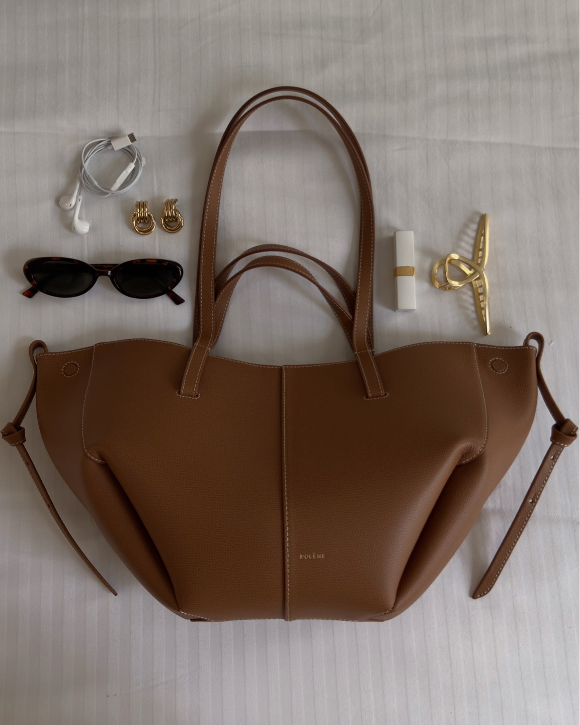 Shopping in Paris & adding to the French Handbag collection 👜

Details: 
Polène Mini Cyme in Camel
Lancaster Petit sac Boite in Nude

#LTKTravel #LTKootd #LTKdayinmylife