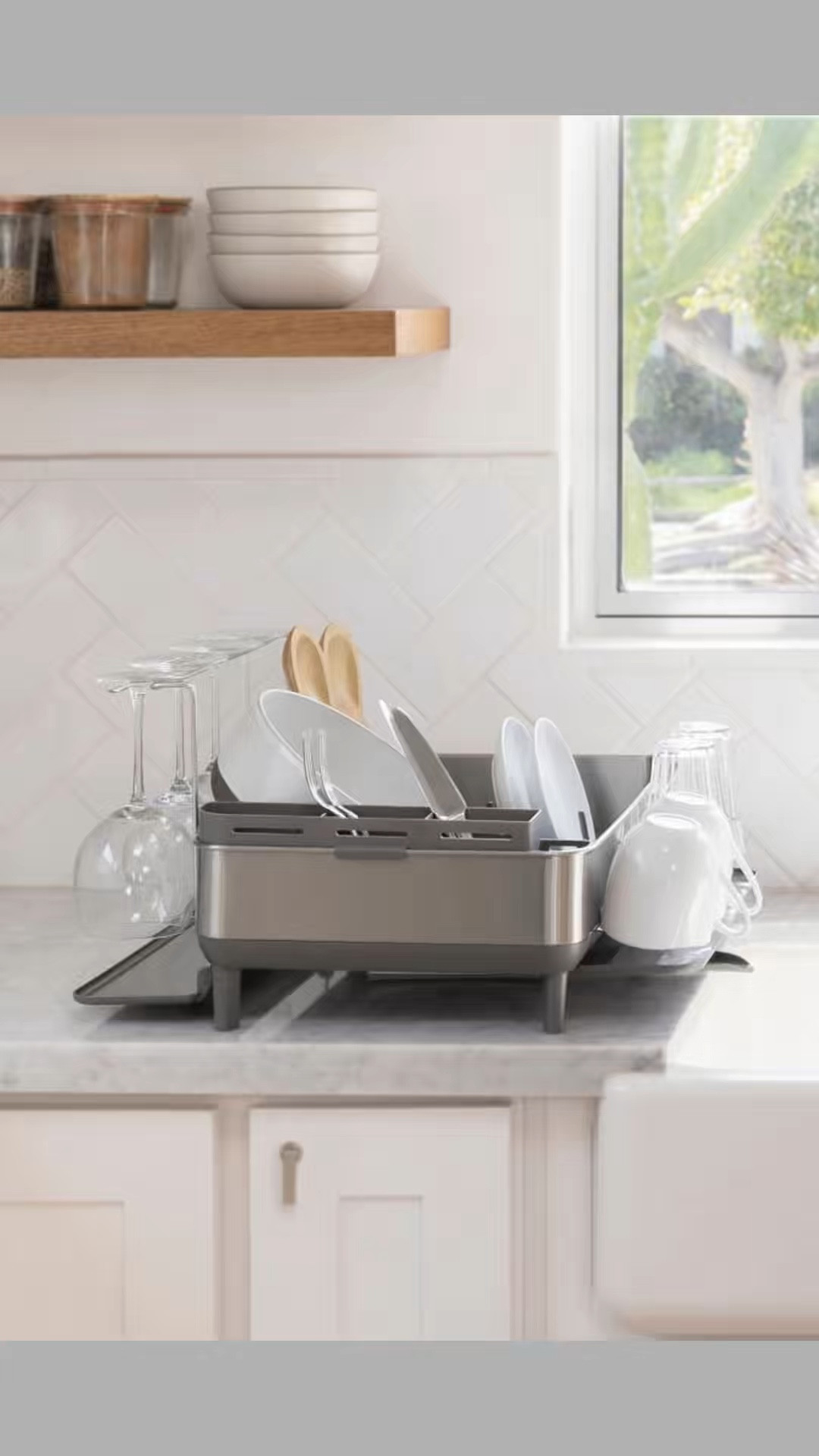 Stainless Steel Dish Rack
20"w x 22"d x 12"h.
Stainless steel and plastic.

🔗https://bit.ly/RBHOUSEWIFE

#LTKHome