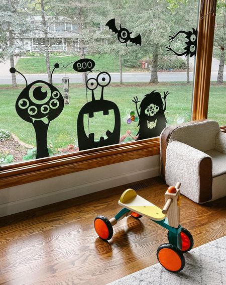 Cute reusable window clings for Halloween! Great Halloween decor!

#LTKHalloween #LTKHoliday #LTKSeasonal