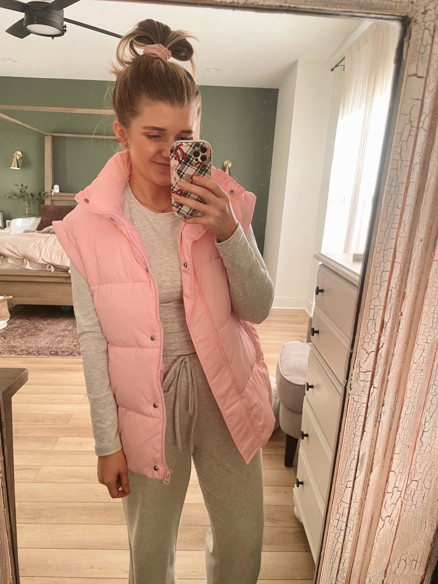 The best Amazon set. I have it in two colors and am eyeing a 3rd.🤍