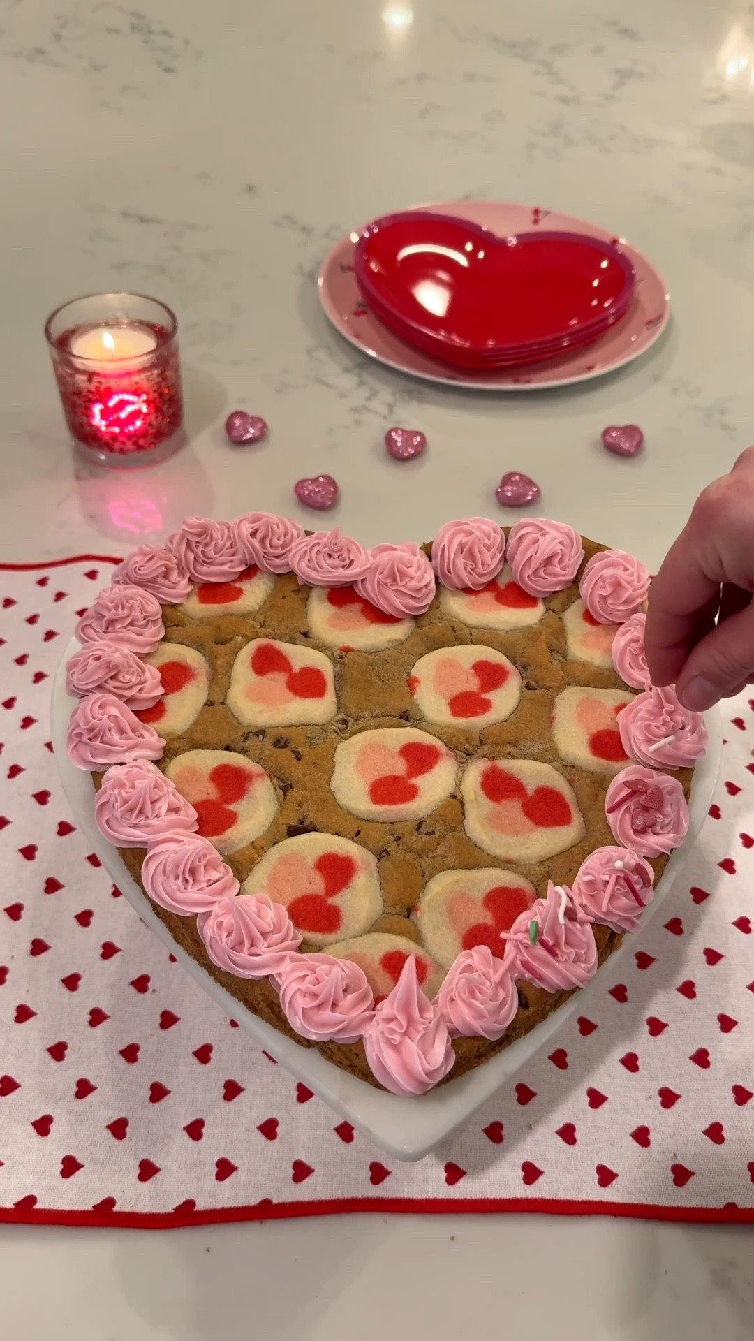 Valentine’s Day cookie cake!💝 #valentinesday #vday #valentinestreats 

#LTKfoodie #LTKmomlife #LTKSeasonal