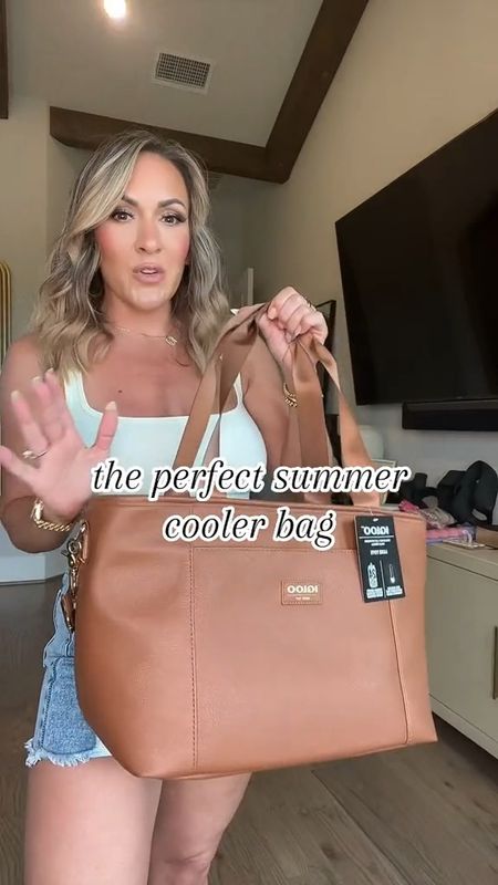 ok is this not the cutest cooler bag! kinda obsessed 🤎 perfect for a last min father’s day gift too!  I will have it saved in amazon and LTK loves 🫶🏼 #igloocoolers #coolerbag #summercooler #amazonfinds 

#LTKhome #LTKFind #LTKfamily