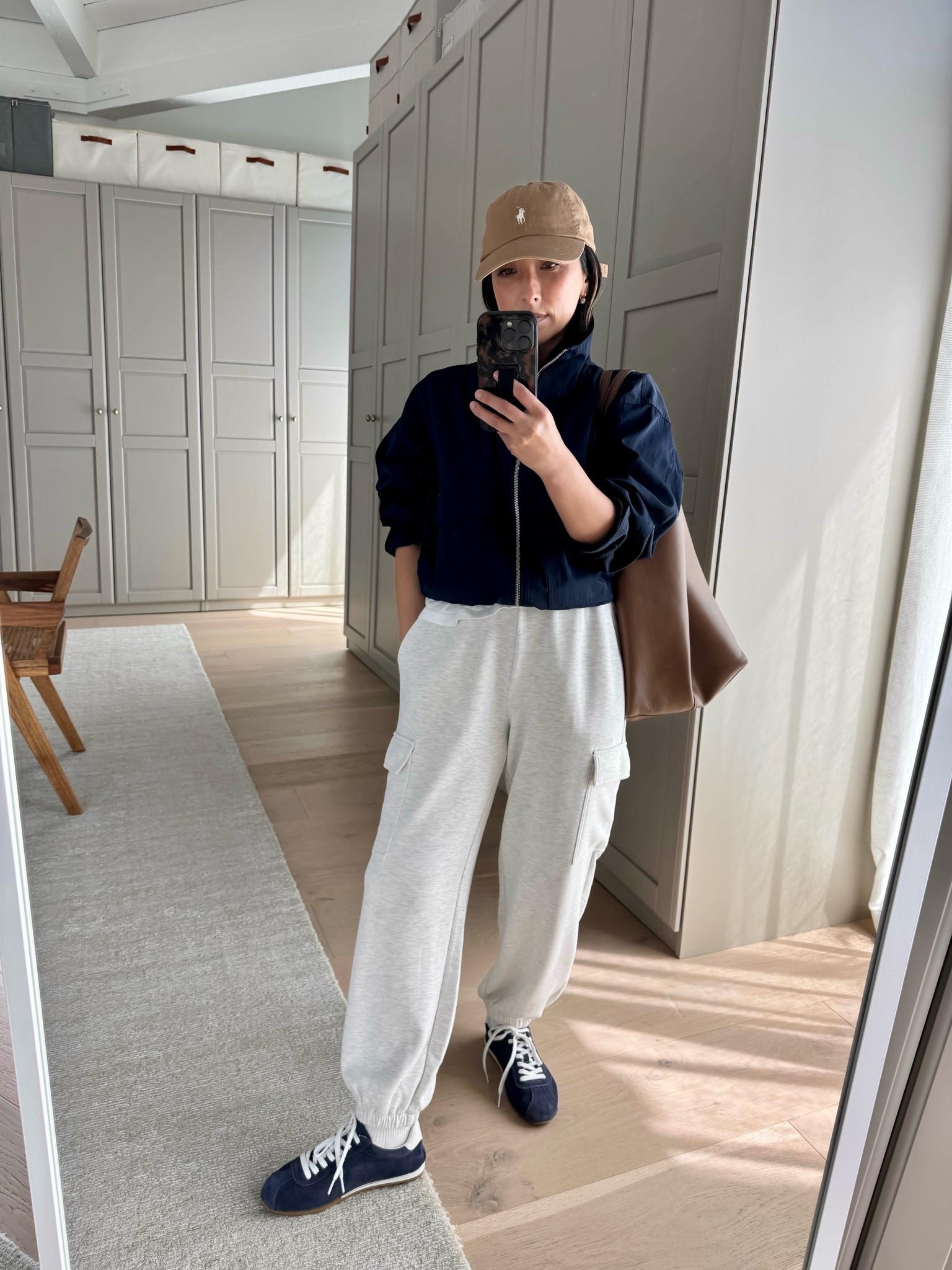 The best leisure cargos of all time. These are so elevated and flattering.  

Varley cargos 24” xs
Everlane tee medium
Zara jacket xs - old
Dolce vita sneakers 6 - run a full size small
Polo Ralph Lauren hat
 Mansur Gavriel  tote - sold out

#LTKmomlife #LTKPetite #LTKOver40