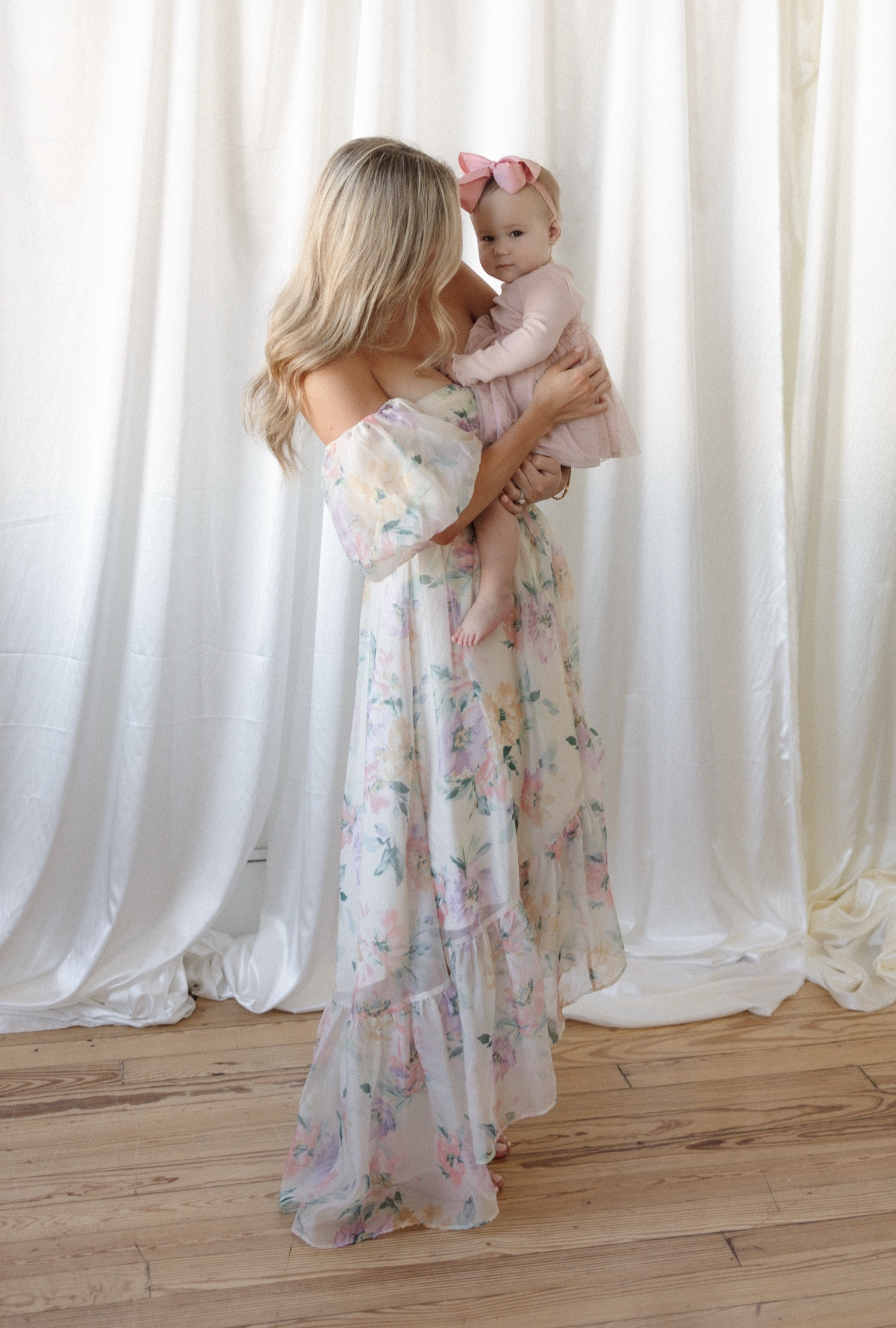 Dress for family photos #familyphotosoutfit #babyshowerdress #vacationdress #abercrombie 