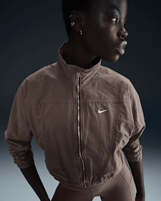 Nike Sportswear Everything Wovens Women's Oversized Repel UV Protection Jacket | Nike (US)