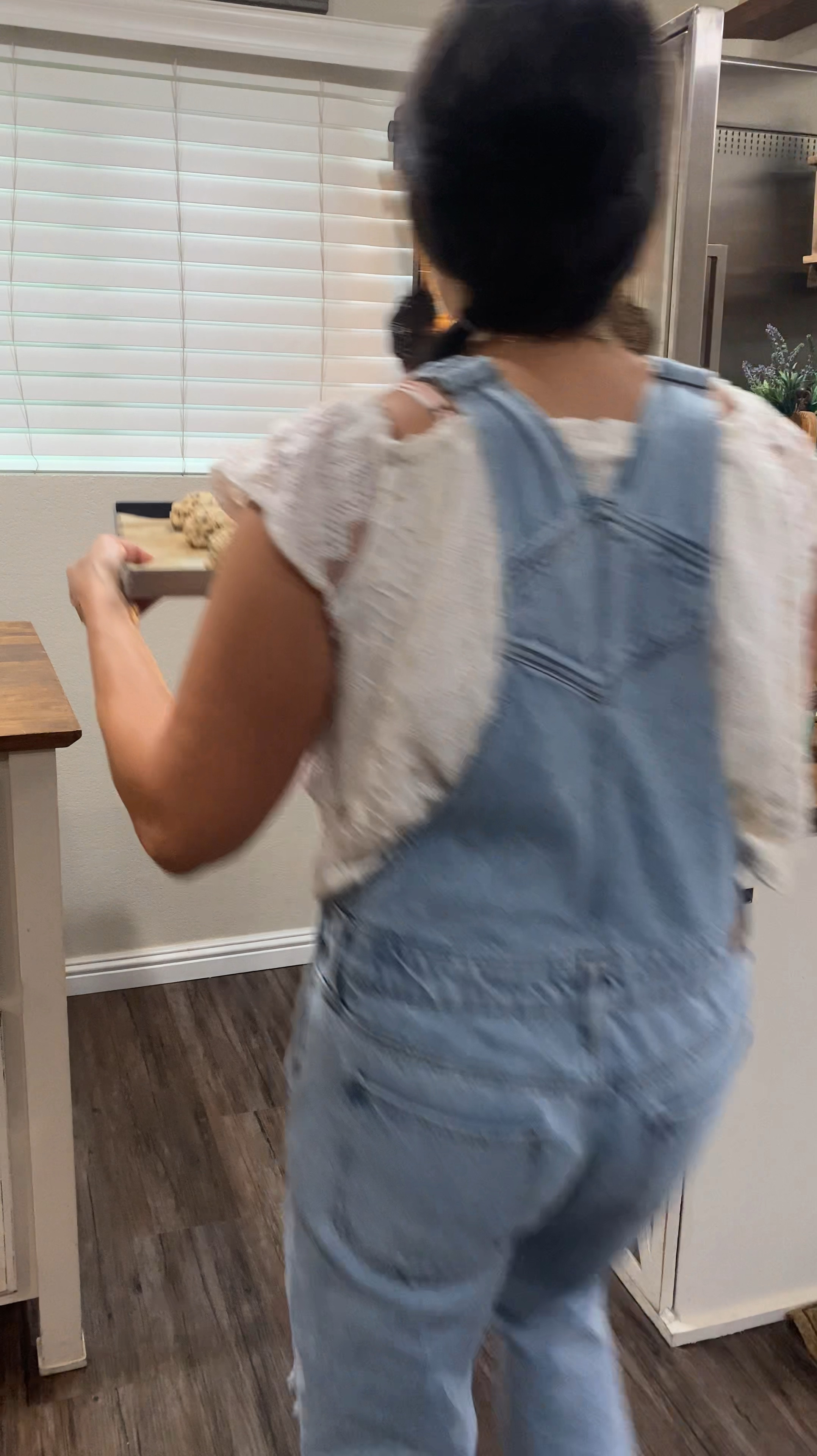 I never step into the bakery without these sandals .  My feet depend on it.