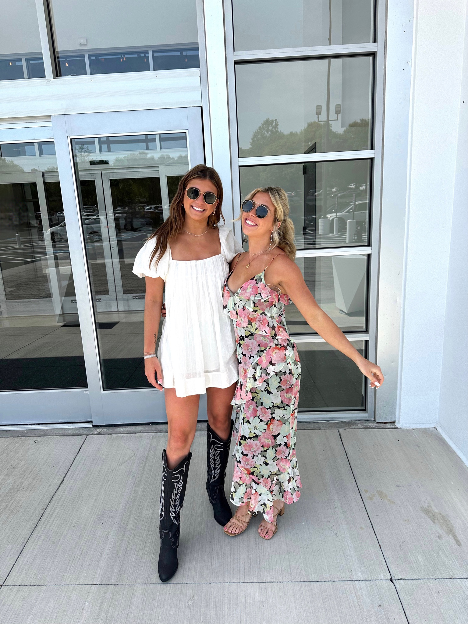 Country Concert 🤠

#LTKfit #LTKshoecrush #LTKFind