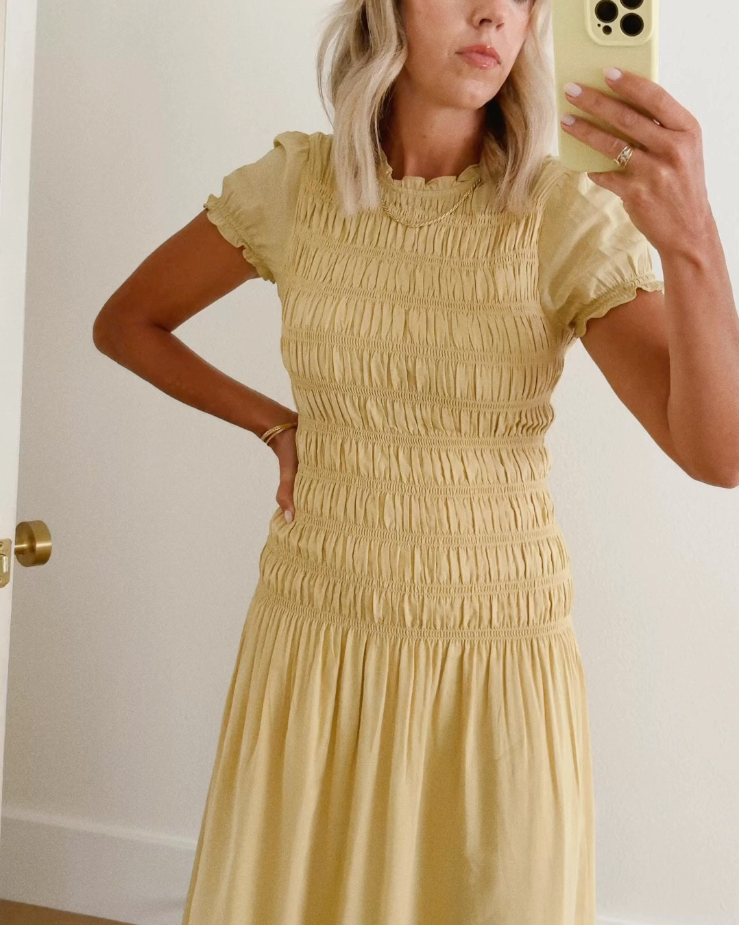 I had literally been eyeing this drews for months, but couldn’t get myself to pull the trigger on the price tag. A friend posted it last week and I saw that it was 50% off. I’m in a size 4. The quality is unreal and it’s gorgeous!