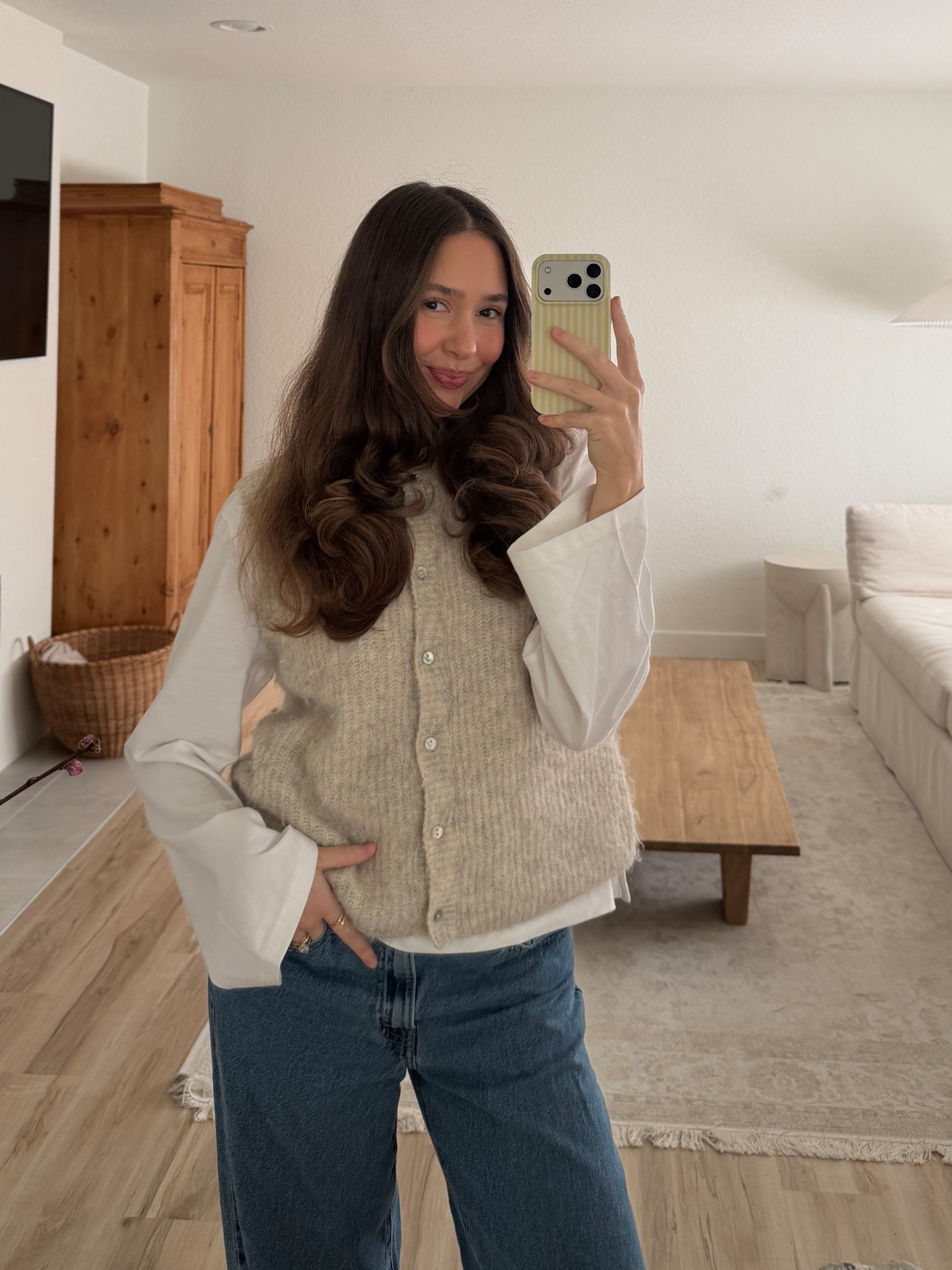 OOTD !! Cozy spring vibes ☁️🤍

#LTKmomlife #LTKootd #LTKSaleAlert