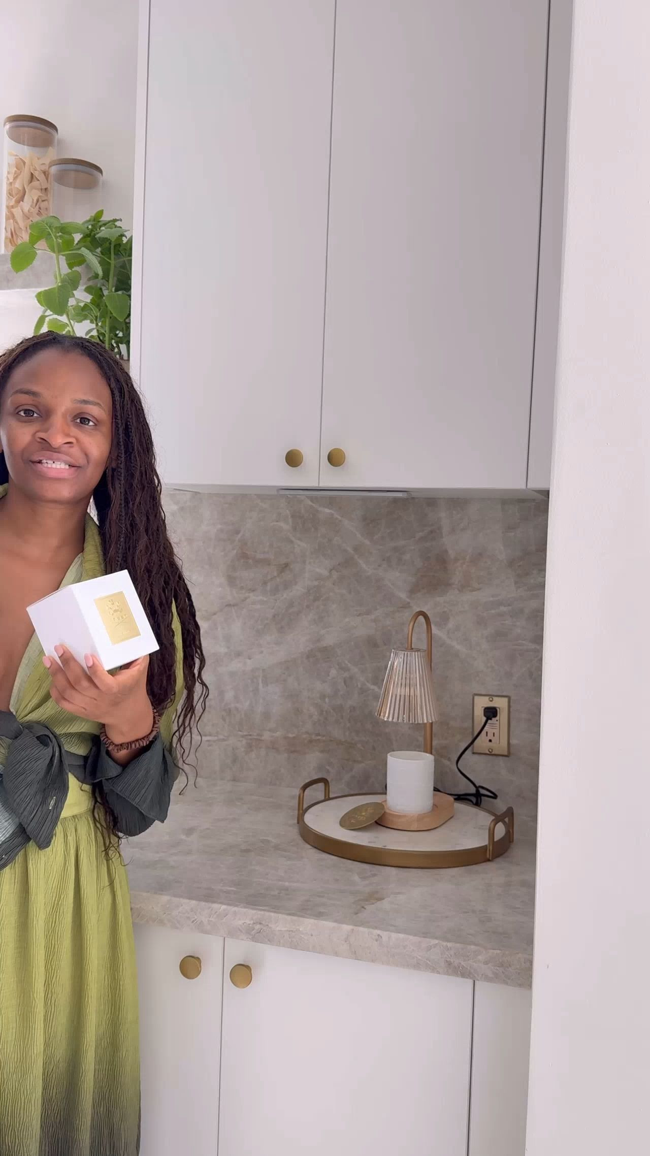 Kitchen vibes upgraded 🍋✨ This Creed Aventus Candle + Amazon candle warmer keeps the air fresh with its citrusy-fruity scent, perfect for masking cooking smells while adding a touch of luxury. 

 

#LTKSeasonal #LTKU #LTKHome