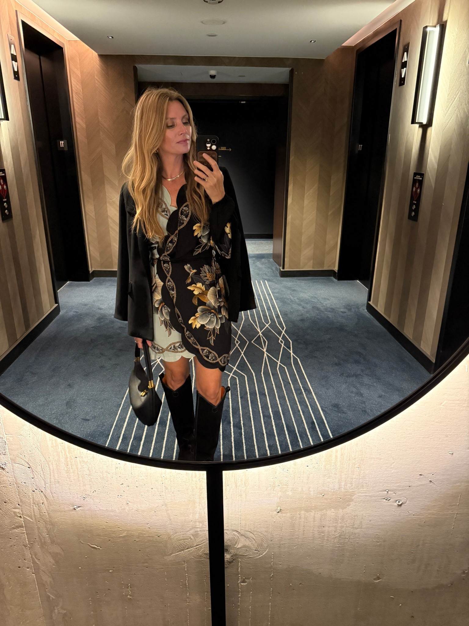 Outfit of the night! 

#LTKItBag #LTKShoeCrush #LTKStyleTip