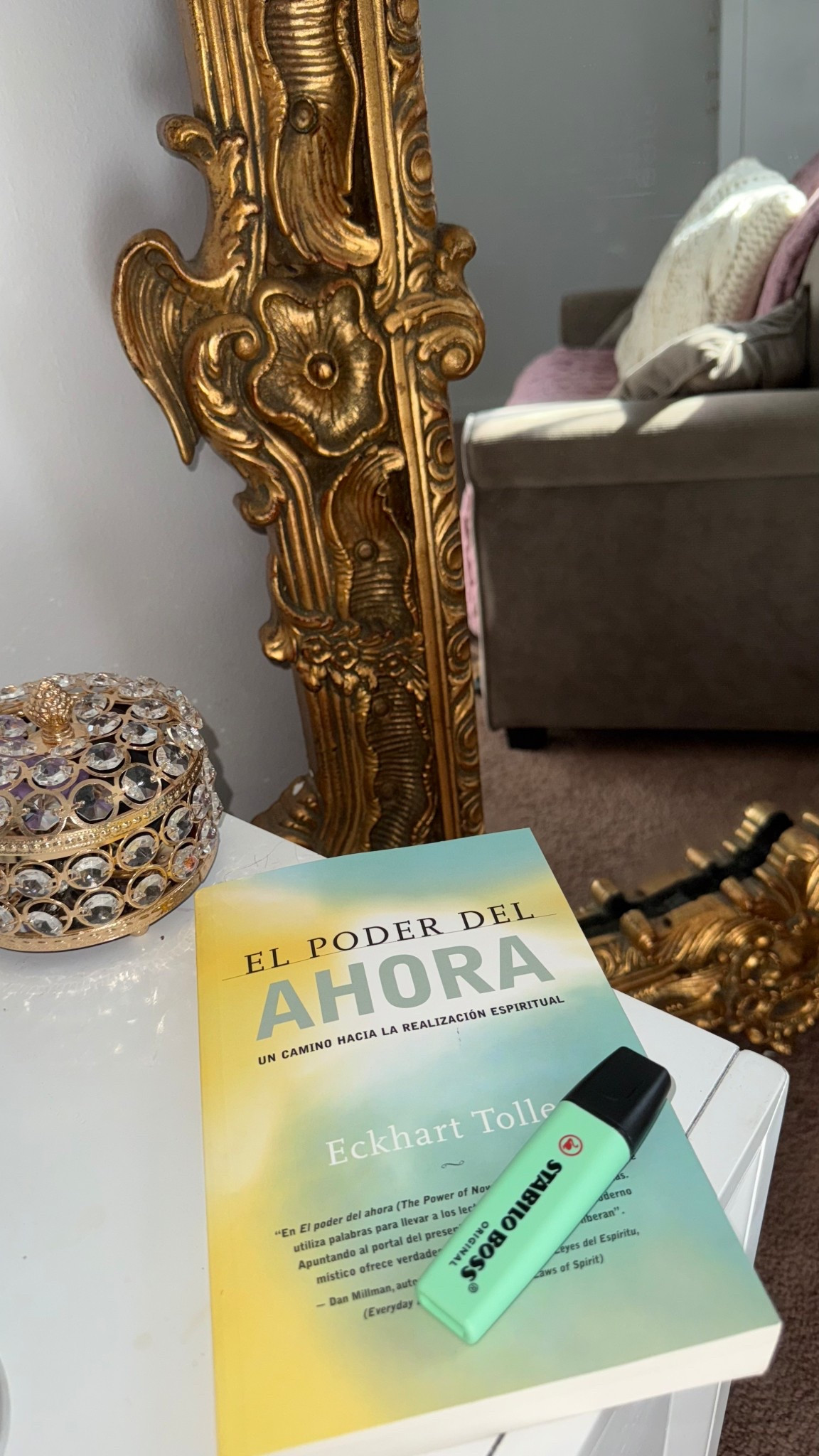 Un libro para apreciar tu presente y para enfocarte en el ahora que es lo único que tienes. 