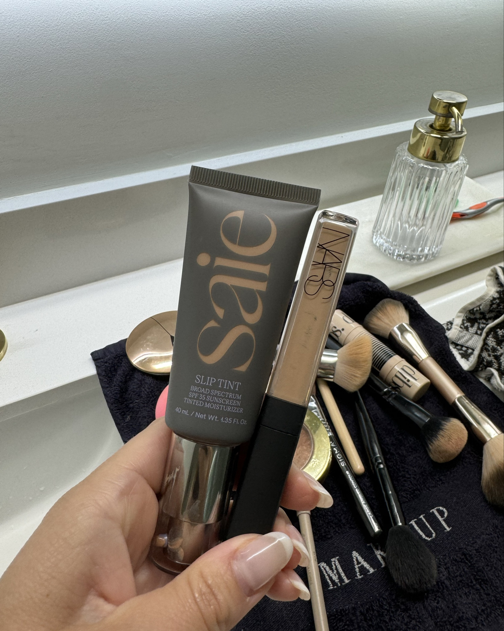 Everyday light, glowy & natural makeup💖

#LTKstyletip #LTKbeauty #LTKsalealert