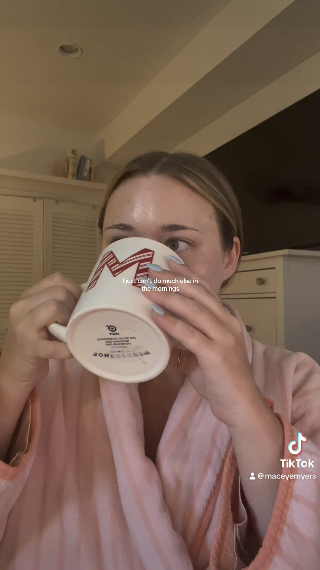 day in my life in the office & hosting an event! including some of my favorite products 💌