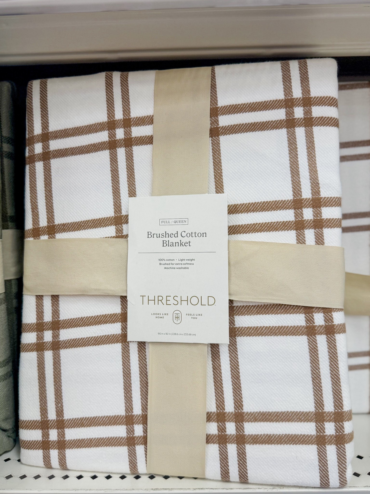 Obsessed with this pattern 

#LTKSeasonal #LTKHome