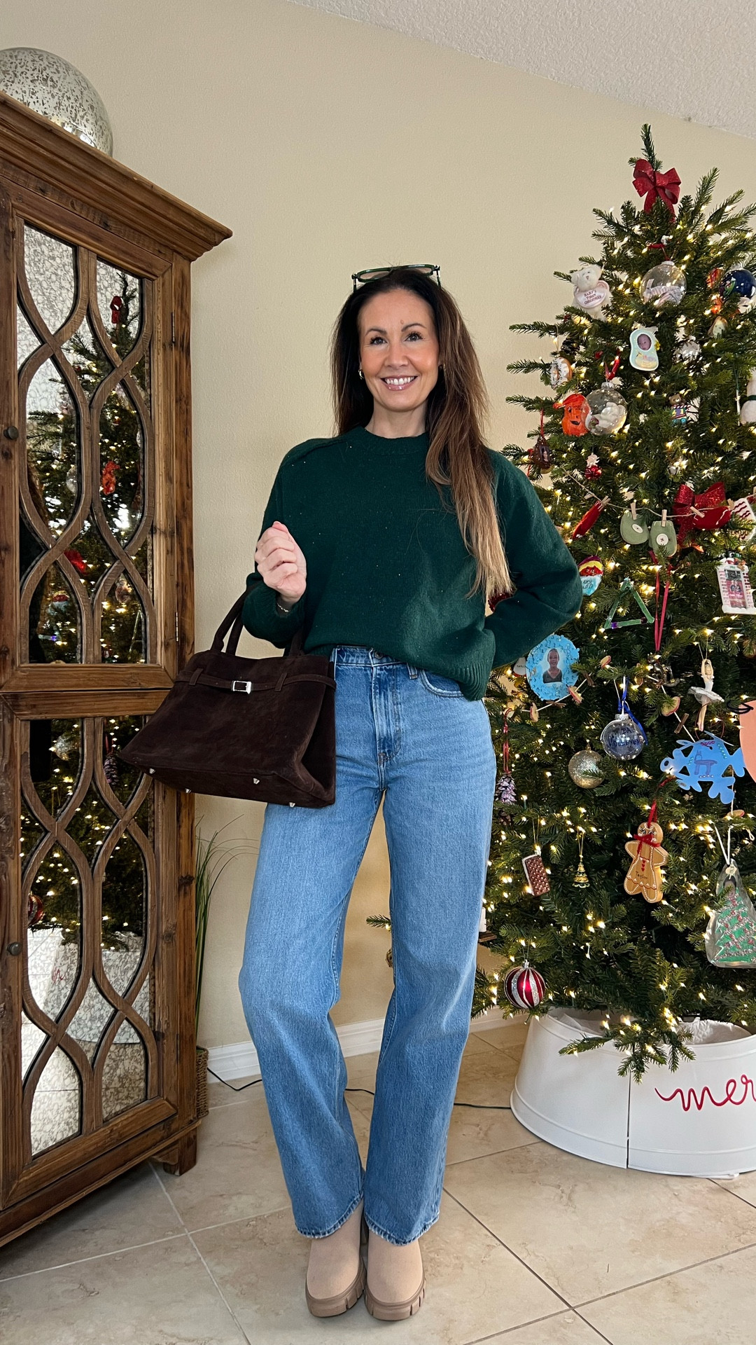 Holiday outfit idea-Abercrombie jeans, sparkle sweater, Chelsea boots 

#LTKdayinmylife #LTKHoliday #LTKgrwm