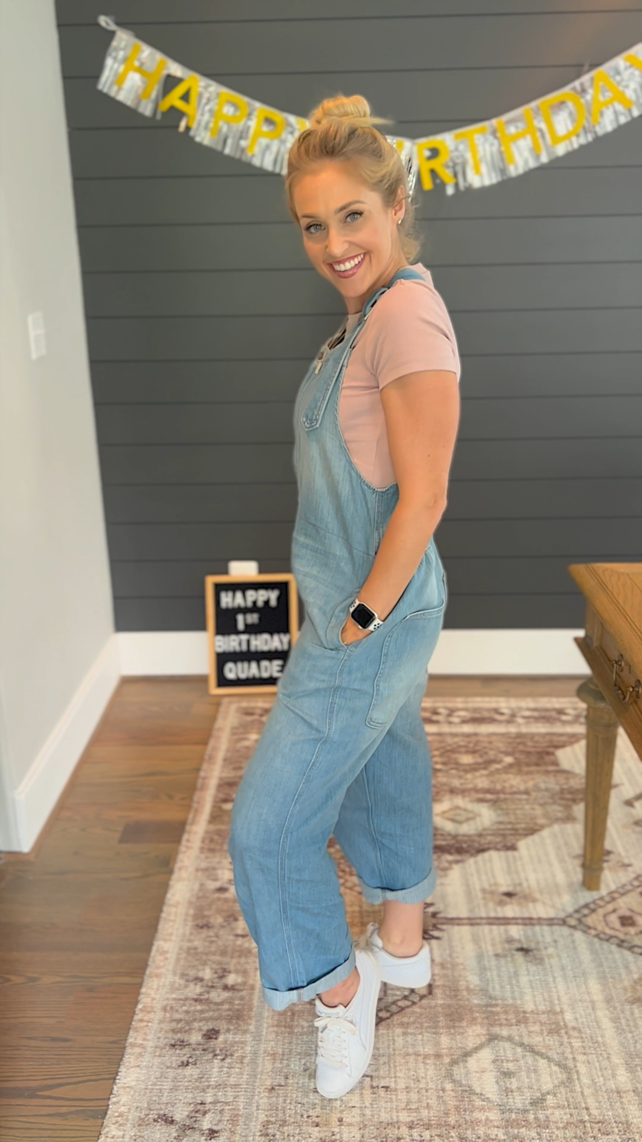 Cute SAHM Look// freepeople// sneakers// Cuts Clothing Code BROOKERAYBOULD// sneakers// jewelry 

#LTKSale #LTKstyletip #LTKsalealert