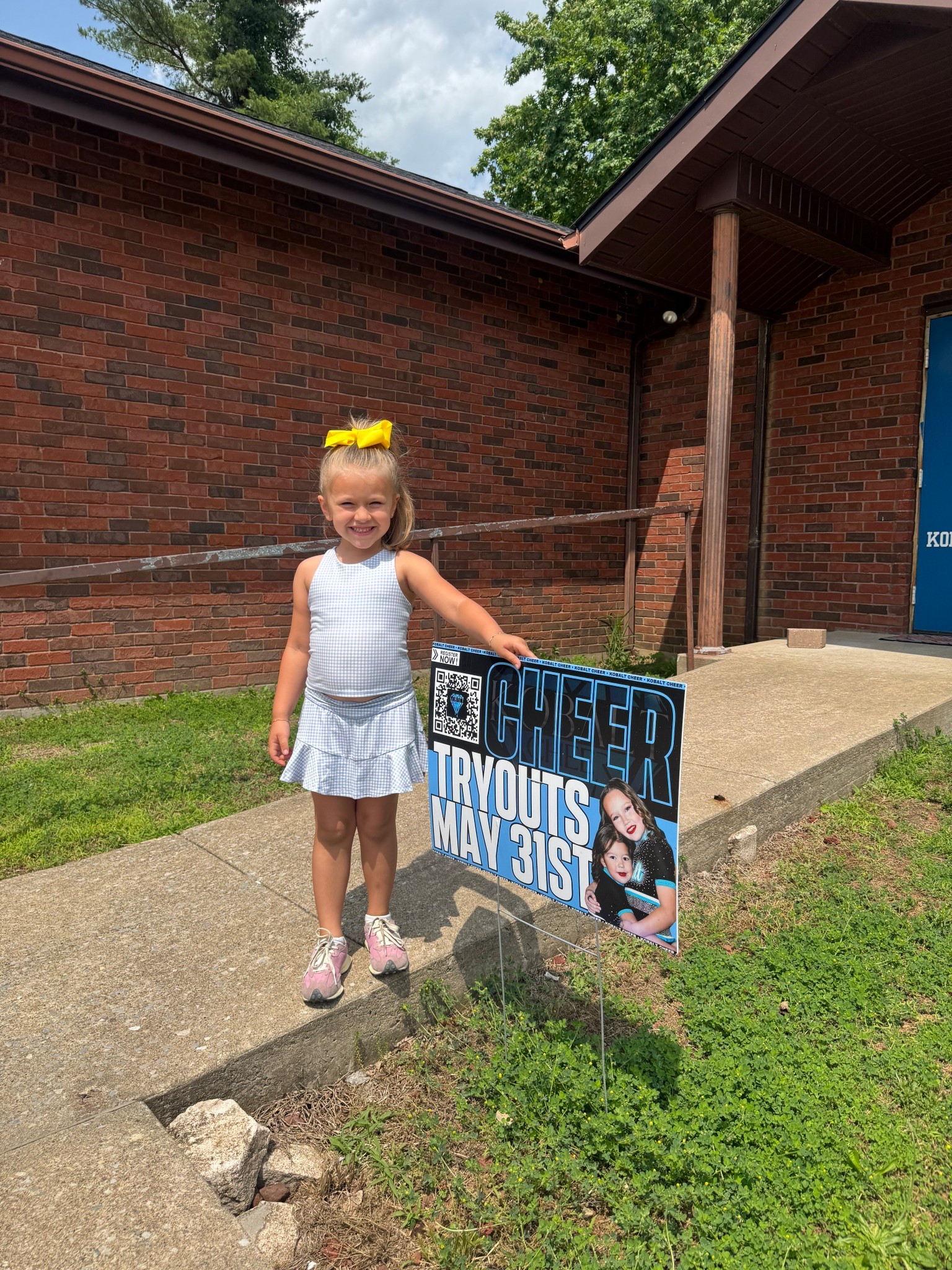 Taking a moment to rave about Miss Kynlee! She tried something she has never done before and conquered a lot of fears to get there! Introducing you to Kolbalt Khoas’ newest team member! Welcome to the competitive cheerleading world baby girl 👏 I am your biggest fan! 

#LTKActive #LTKFamily #LTKKids