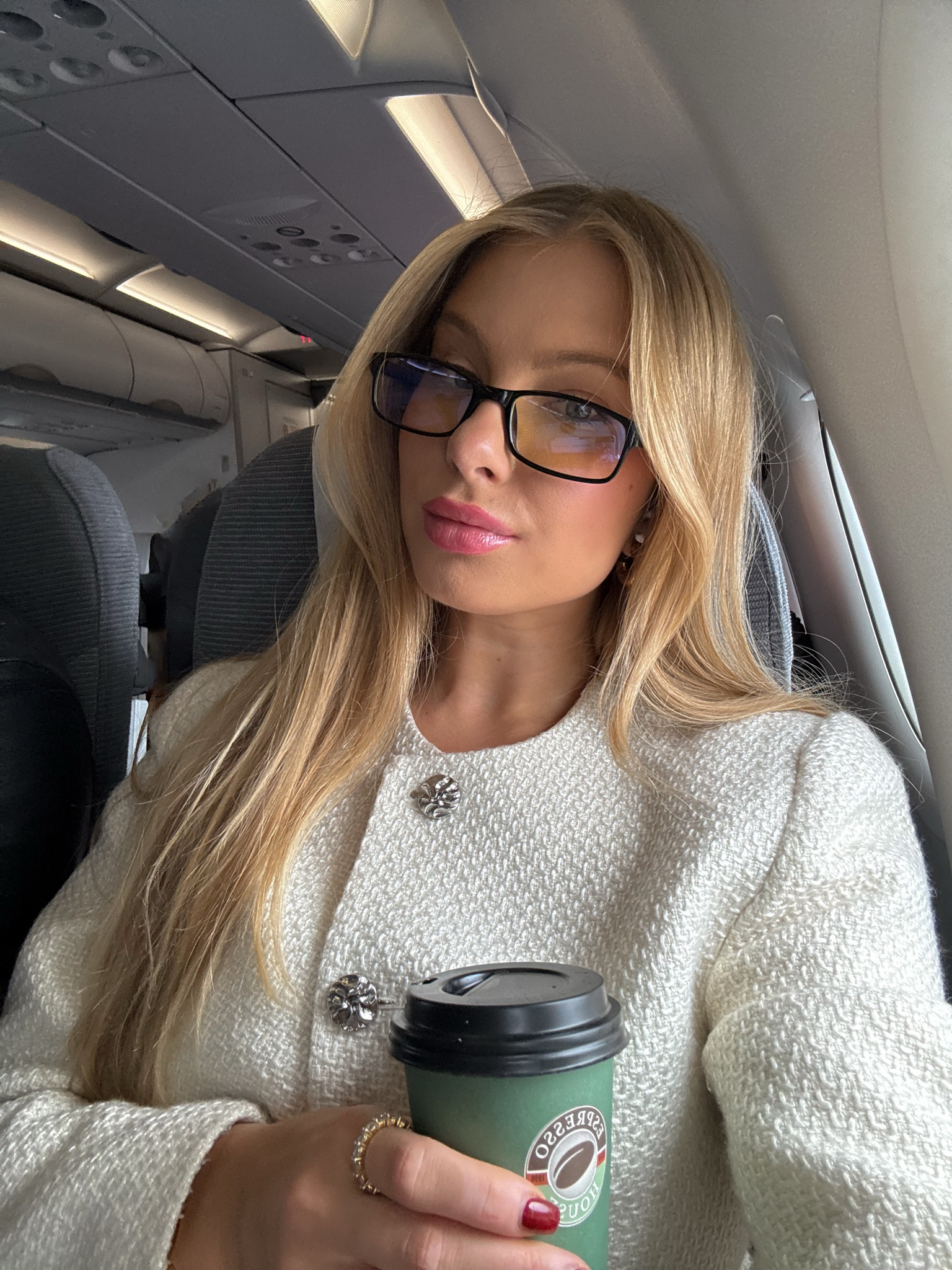 Tweed blazer look🤍

#LTKHoliday #LTKSeasonal