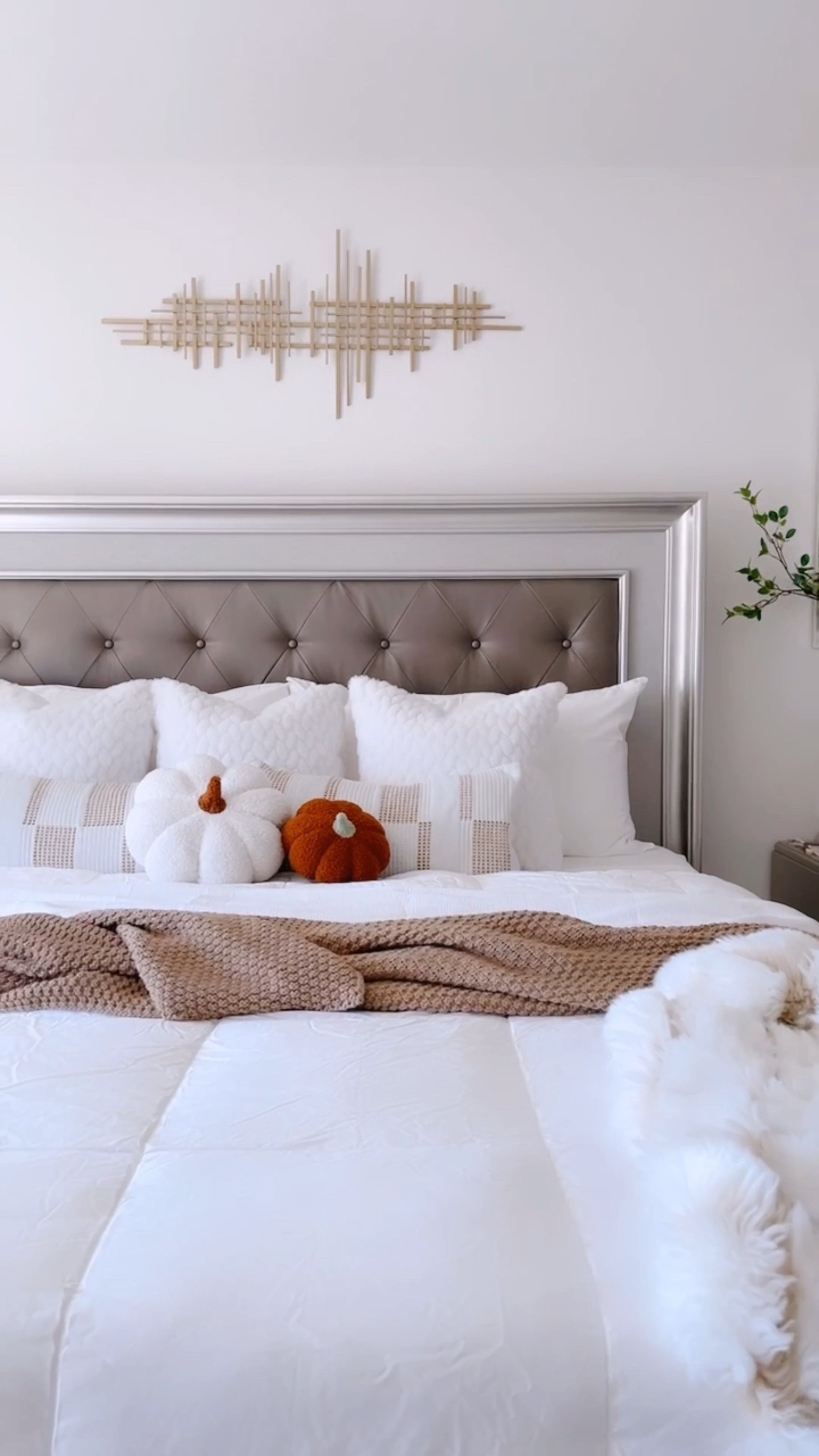 Shop this neutral look ✨
| Fall | Fall decor | pumpkin | pillows | throws | explore | Amazon finds | Amazon must have | bedroom decor | #explore #amazon #throws #fall #trending #sale 

#LTKstyletip #LTKHoliday #LTKhome