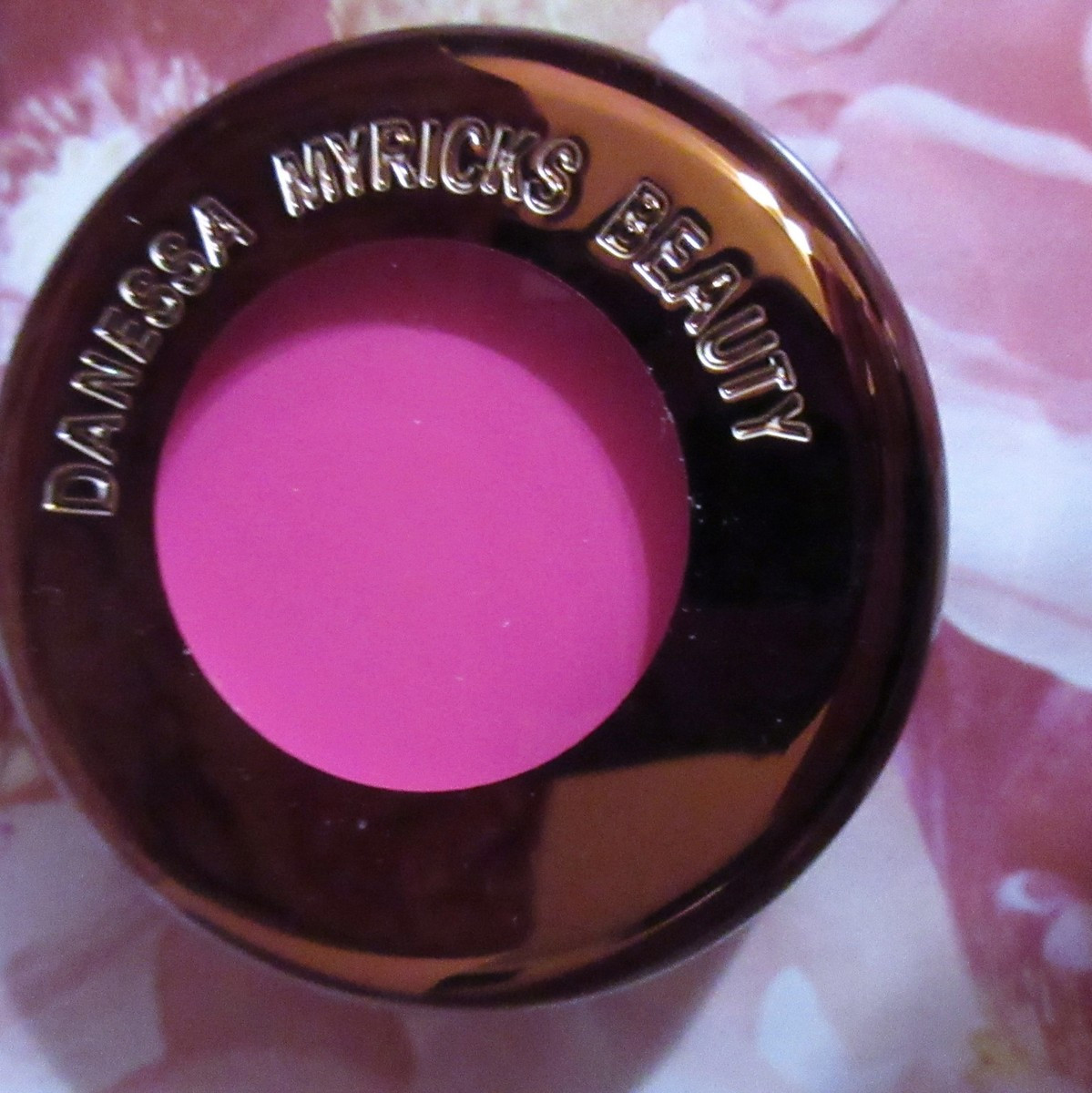 Danessa Myricks IT GIRL  Yummy Skin Blurring Balm Powder 3g MINI  Sz NWOB | eBay US