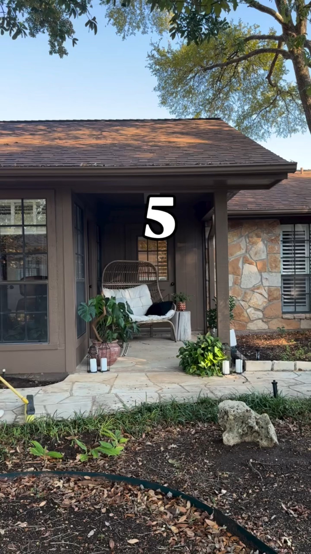 Our new home is the oldest home we’ve ever owned, so I’m trying to stay on top of making sure things are well-maintained and taken care of! I partnered with my friends at @dapproducts to put together a little checklist of things you can do every fall to keep things in tip top shape. 

It’s no secret I love all things DAP, and their caulk and wood repair products are probably the most-used products in my entire garage!

Head to the blog (or comment FAL) to get the printable checklist! I’m putting mine up in the laundry room so I can keep track all season long 🙌🏻

(Sponsored)