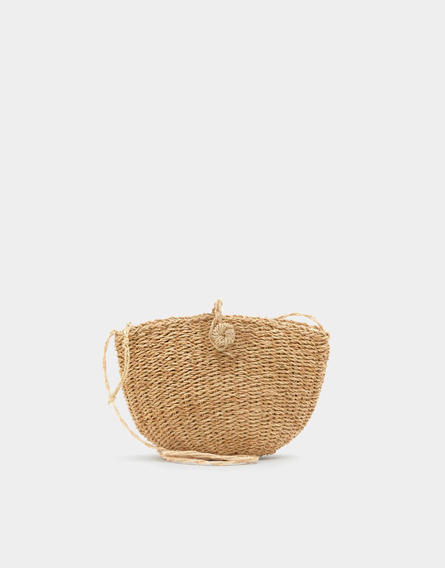 Kleine Umhänge-Korbtasche | Pull & Bear DE