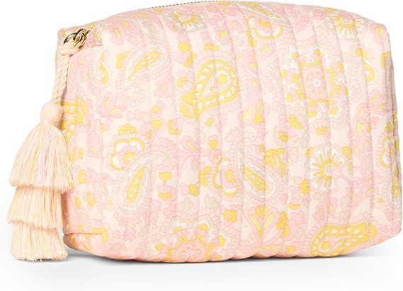 Amazon Essentials x Sofia Grainge Women's Quilted Makeup Toiletry Bag | Amazon (US)