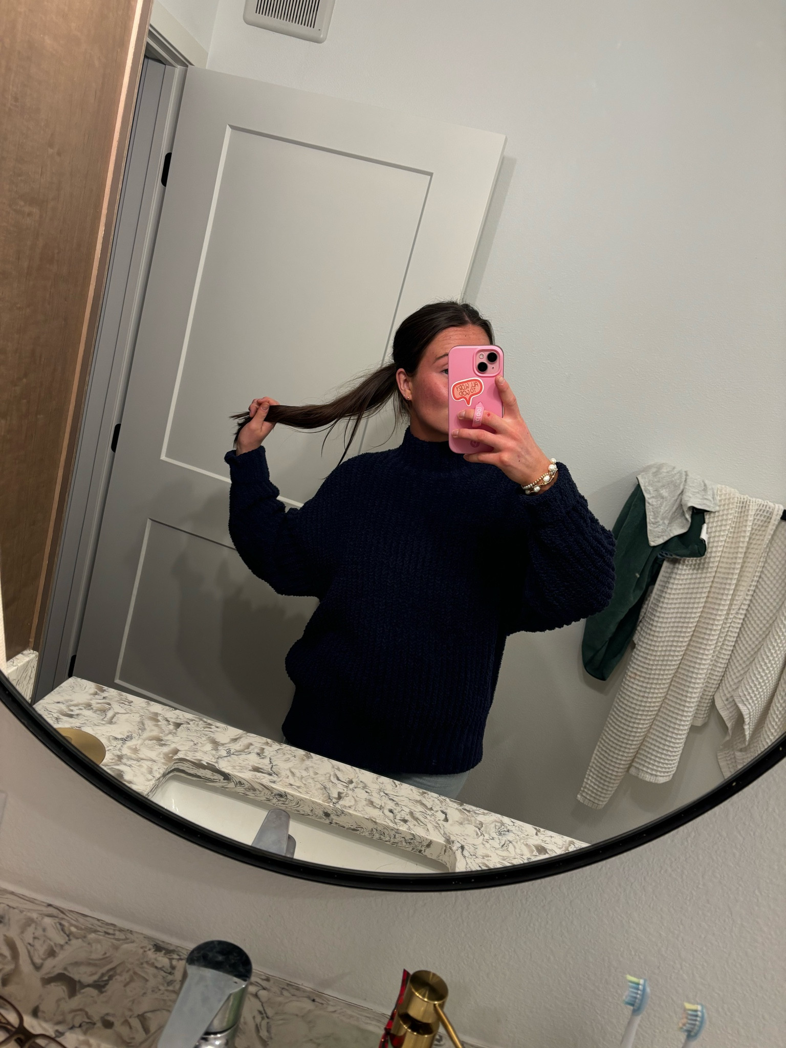 Softest Sweater! 

#LTKSeasonal #LTKGiftGuide #LTKHoliday