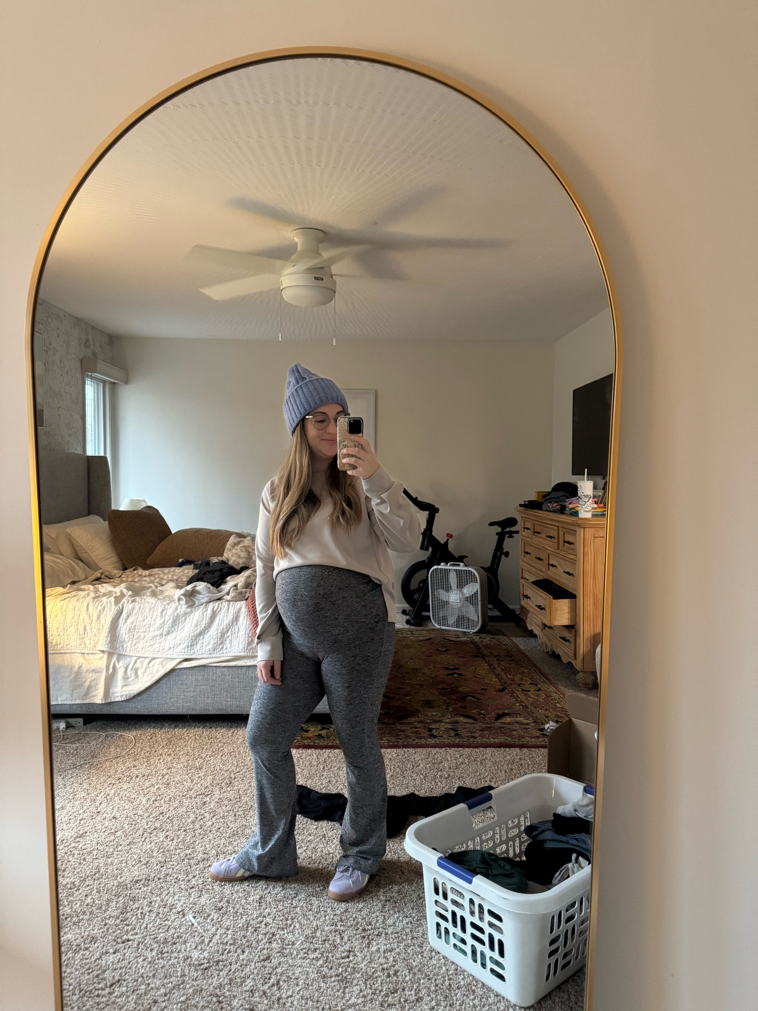 Obsessed with this maternity outfit! 

#LTKGiftGuide #LTKSeasonal #LTKBump