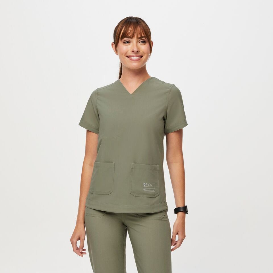 Reversible V-Neck Scrub Top | FIGS
