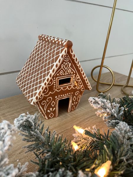Pottery Barn gingerbread houses / neutral Christmas home decor / gingerbread house decor 


#LTKfindsunder100 #LTKhome #LTKfindsunder50