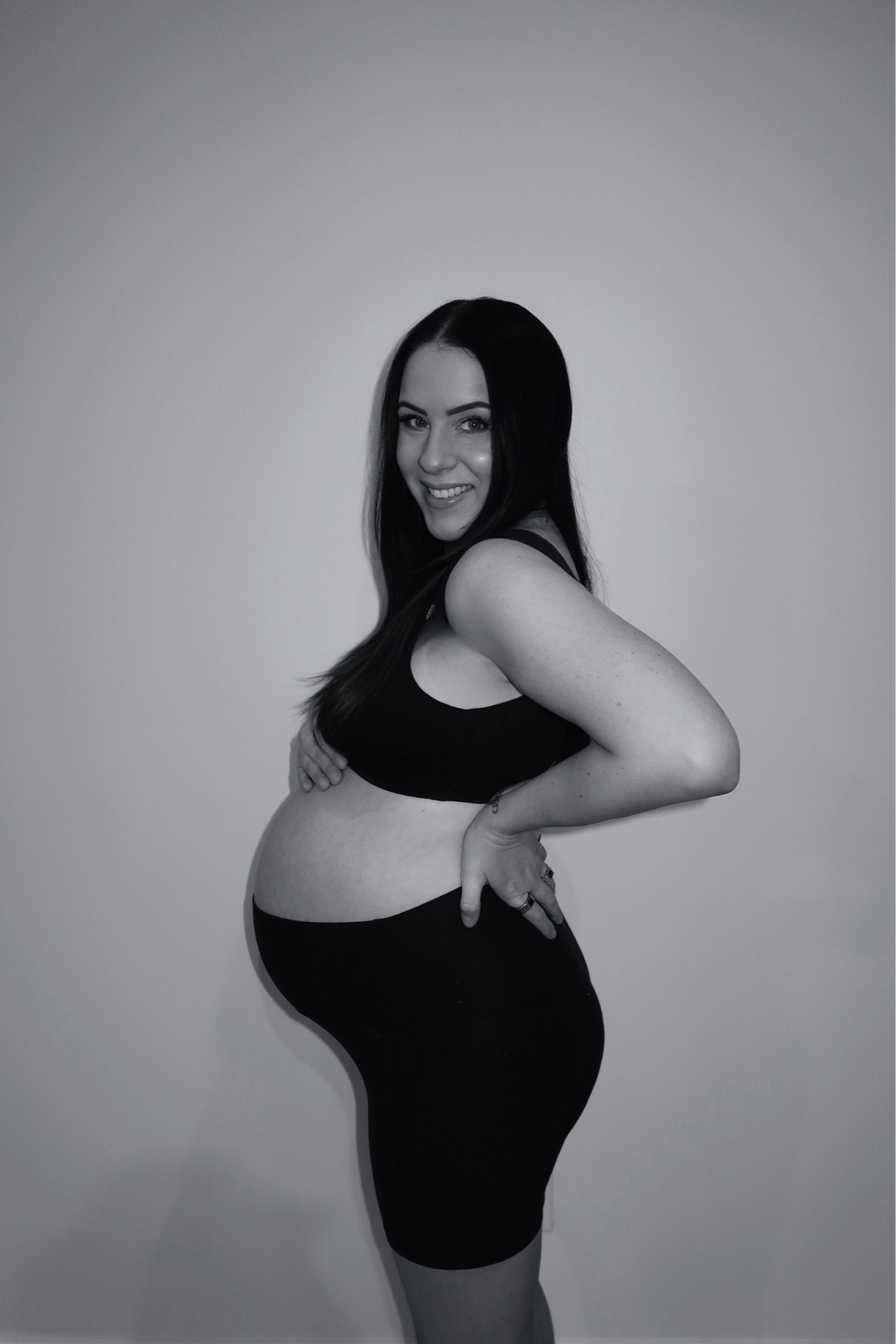 Maternity nursing bra (m) + 6 in align shorts! Use code LOMEYER for 20% off at bumpsuit!

#LTKBump #LTKSaleAlert