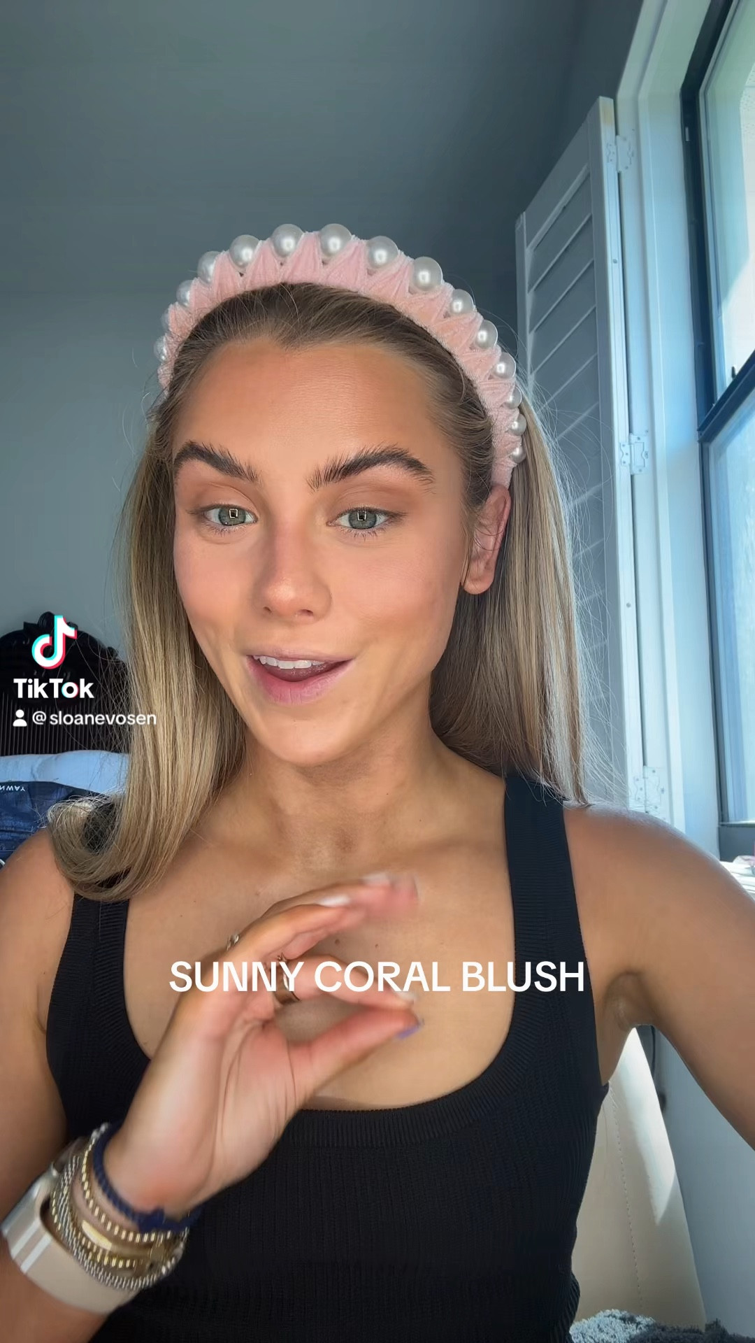 these powder blushes have me in a chokehold they are so pigmented.  💓🩷🍓 

#benefitcosmetics #blush #powderblush #blushhack #blushtrend #blushmakeup #makeup #beauty #crystah #pinkblush #blushaholic #satinblush #tiktokshop #ttsacl #tiktokshopmakeup #starbeauty #makeuphacks #makeuptips

#LTKbeauty #LTKVideo #LTKfindsunder50