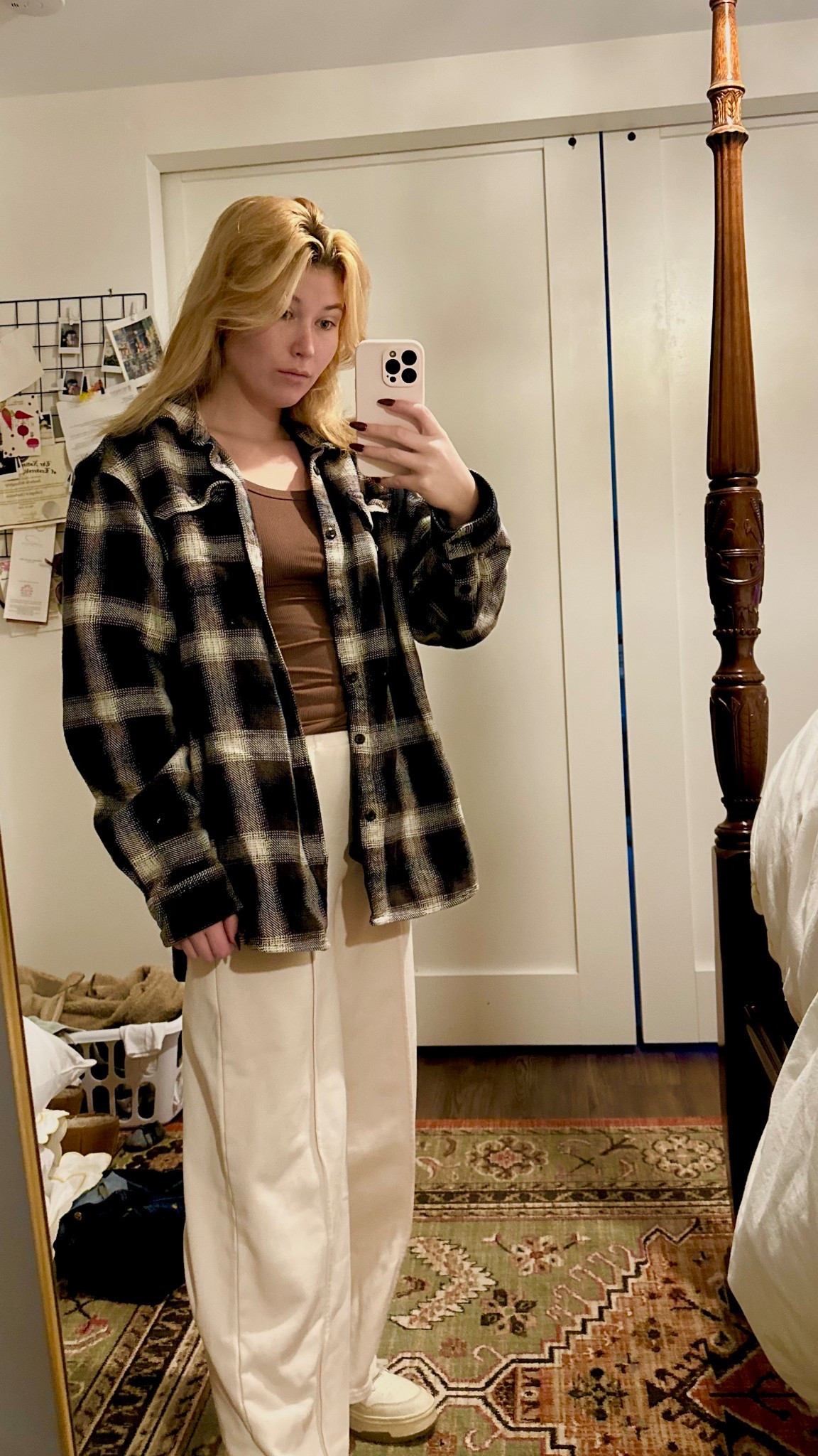 Neutral Winter Outift, I literally live in this flannel 🤎
- Sweats from Amazon
- Flannel from Orvis 
- Tank from Walmart 

#ootd #cozy #sweatpants #winter #neutrals

#LTKSeasonal #LTKFindsUnder50 #LTKootd