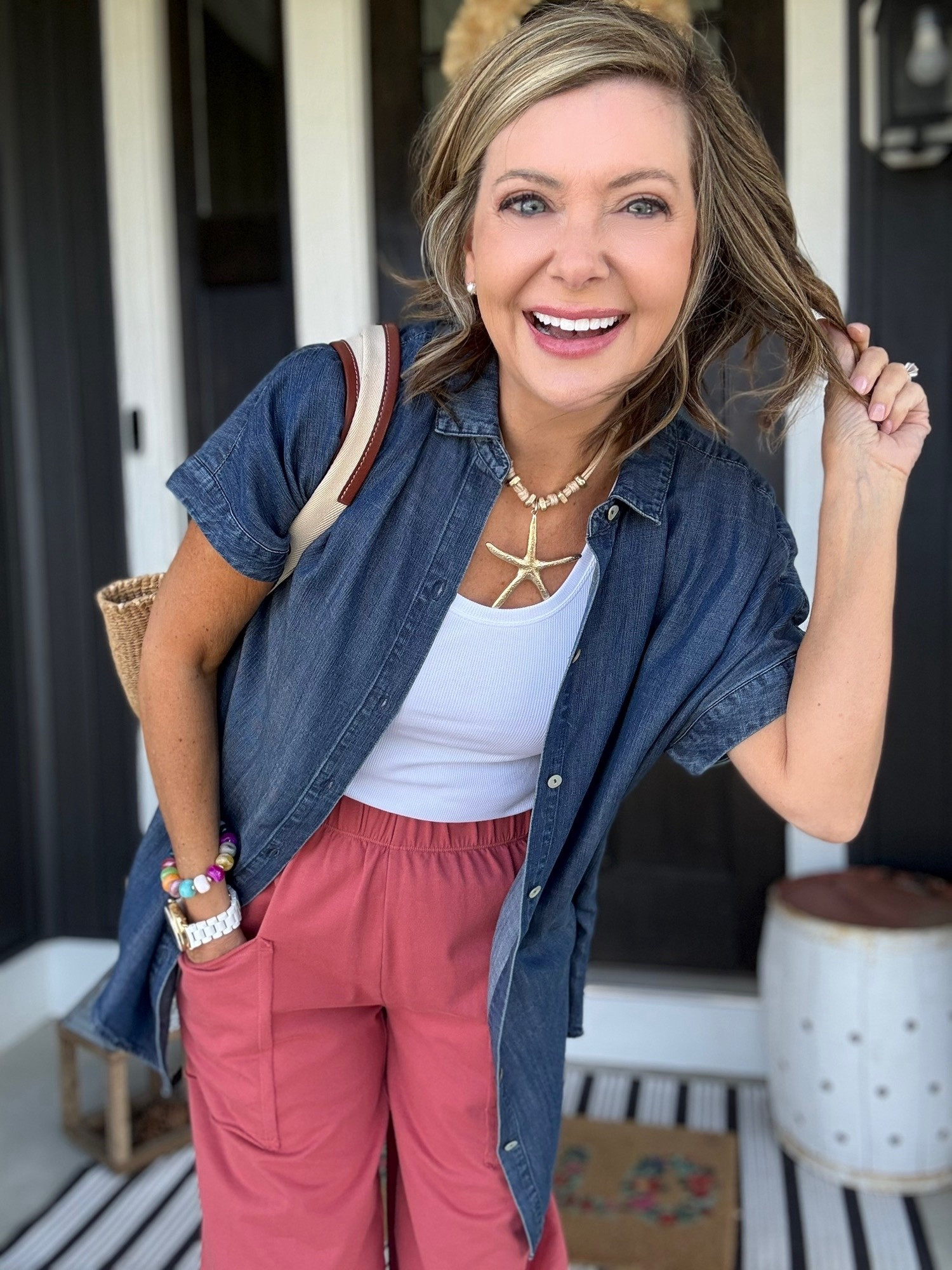 Cutest summer look from @soft surroundings These pants and adjustable necklace have my heart! Perfect for any activity 🙌 #ad 