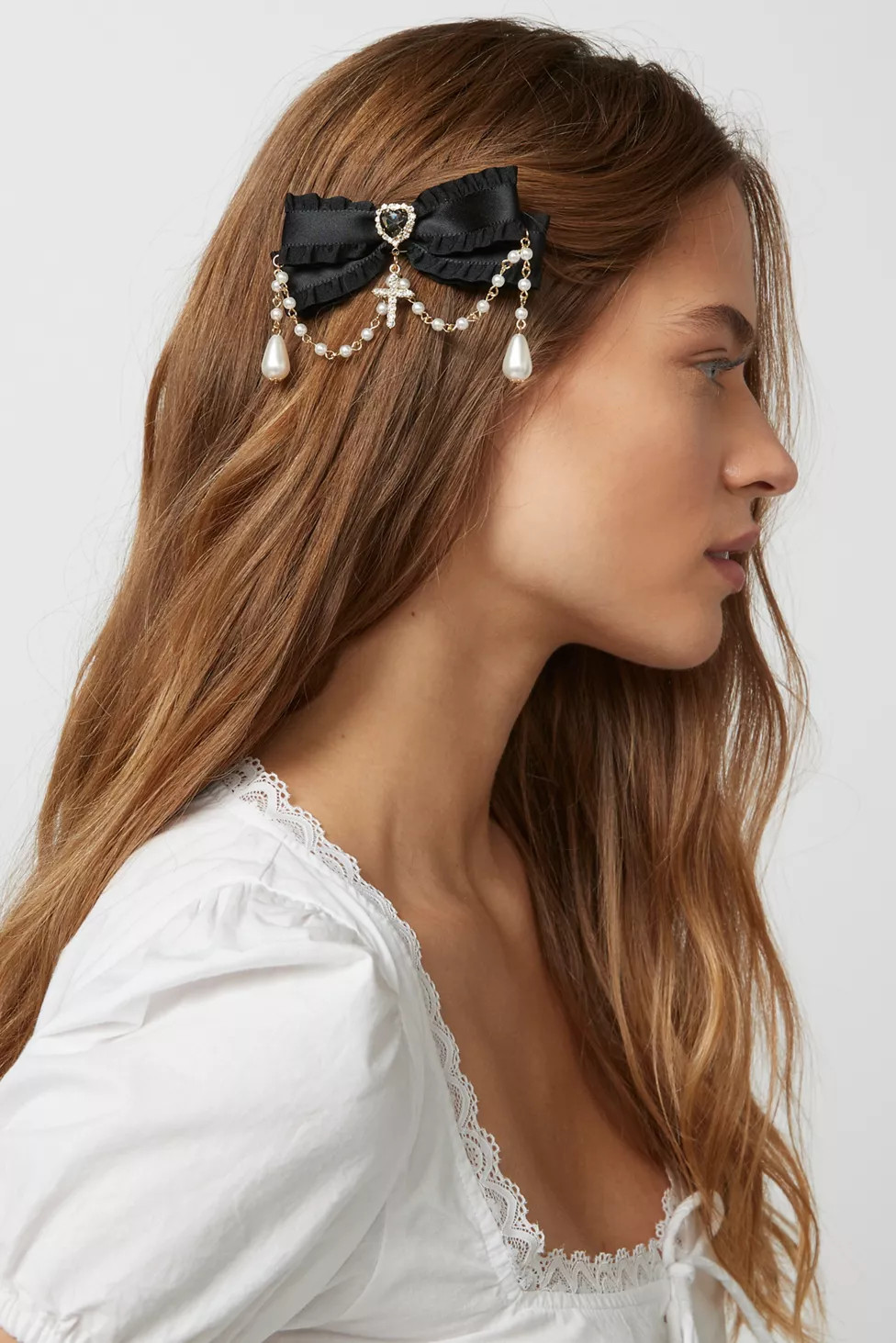 Pearl Heart Charm Hair Bow Barrette | Urban Outfitters (US and RoW)