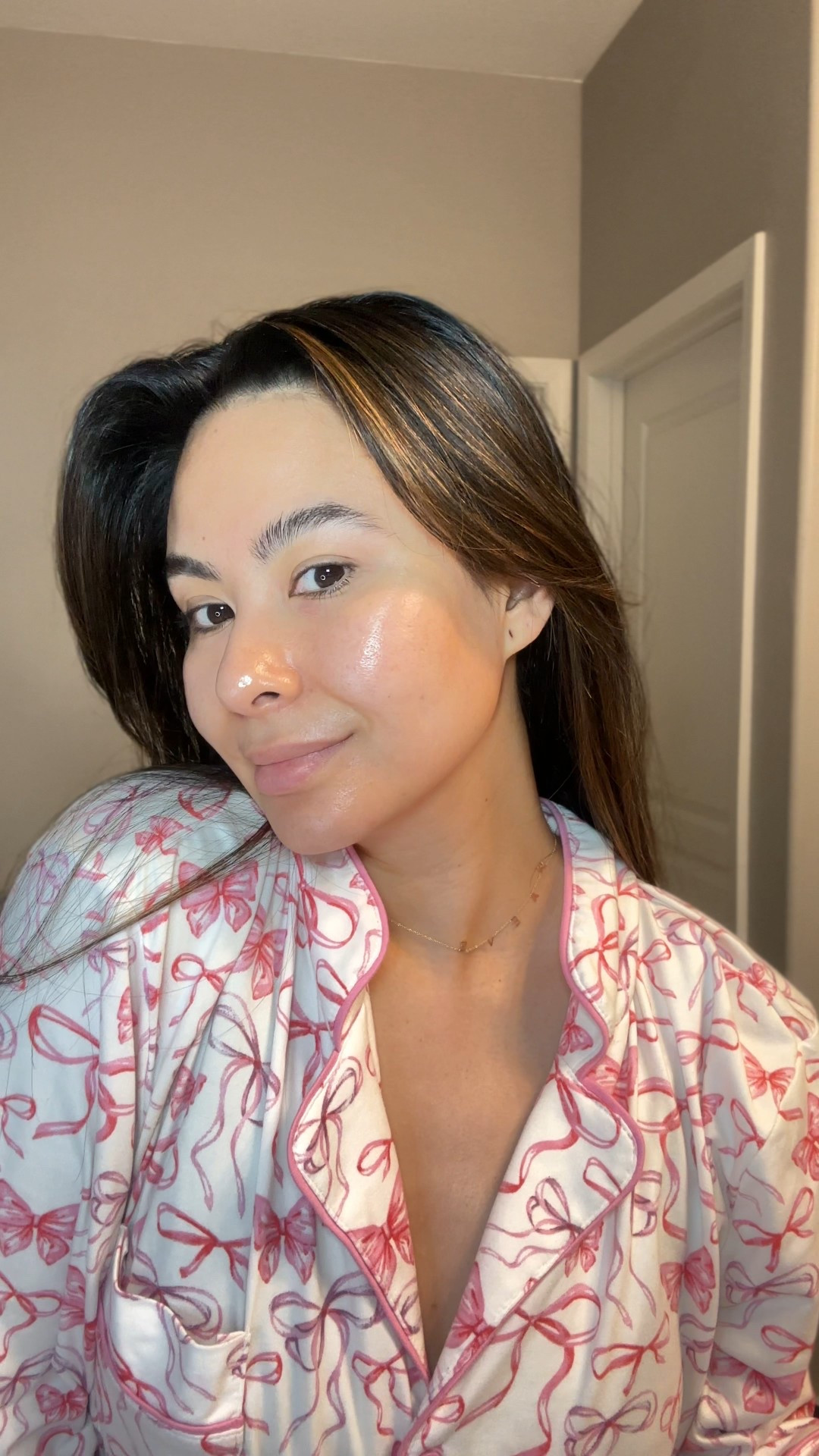 Glass skin #skincare

#LTKBeauty #LTKStyleTip #LTKU