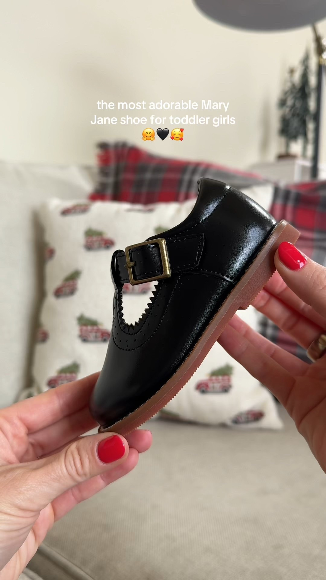 Cutest toddler girl shoes 🖤

Mary Jane shoes, Amazon finds, toddler girl style, toddler girl shoes

#LTKBaby #LTKKids #LTKHoliday