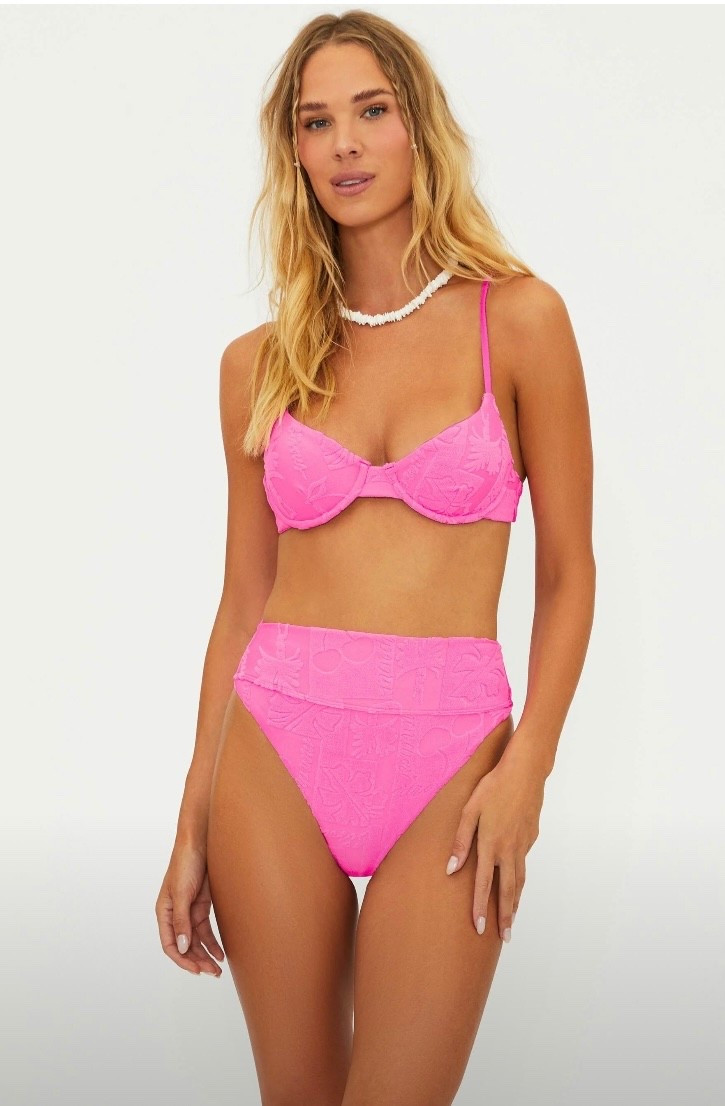 SALE // BEACH RIOT 
