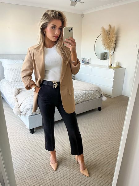 Top - BASIC CROPPED KNIT TOP White | 3519/025 

Belt - HC Classic Belt Reversible
https://www.hollandcooper.com/products/hc-classic-belt-reversible-black-tan

I’m wearing the petite version of the blazer and the pants but I’ve tagged the exact same in regular sizes 💗

#LTKaustralia #LTKstyletip #LTKfit